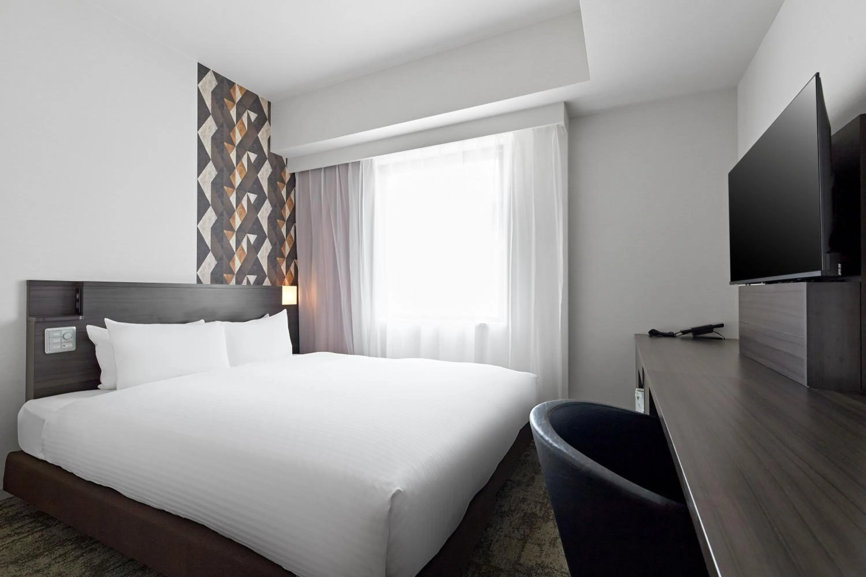 Area and facilities, Bed in Sotetsu Fresa Inn Kitahama