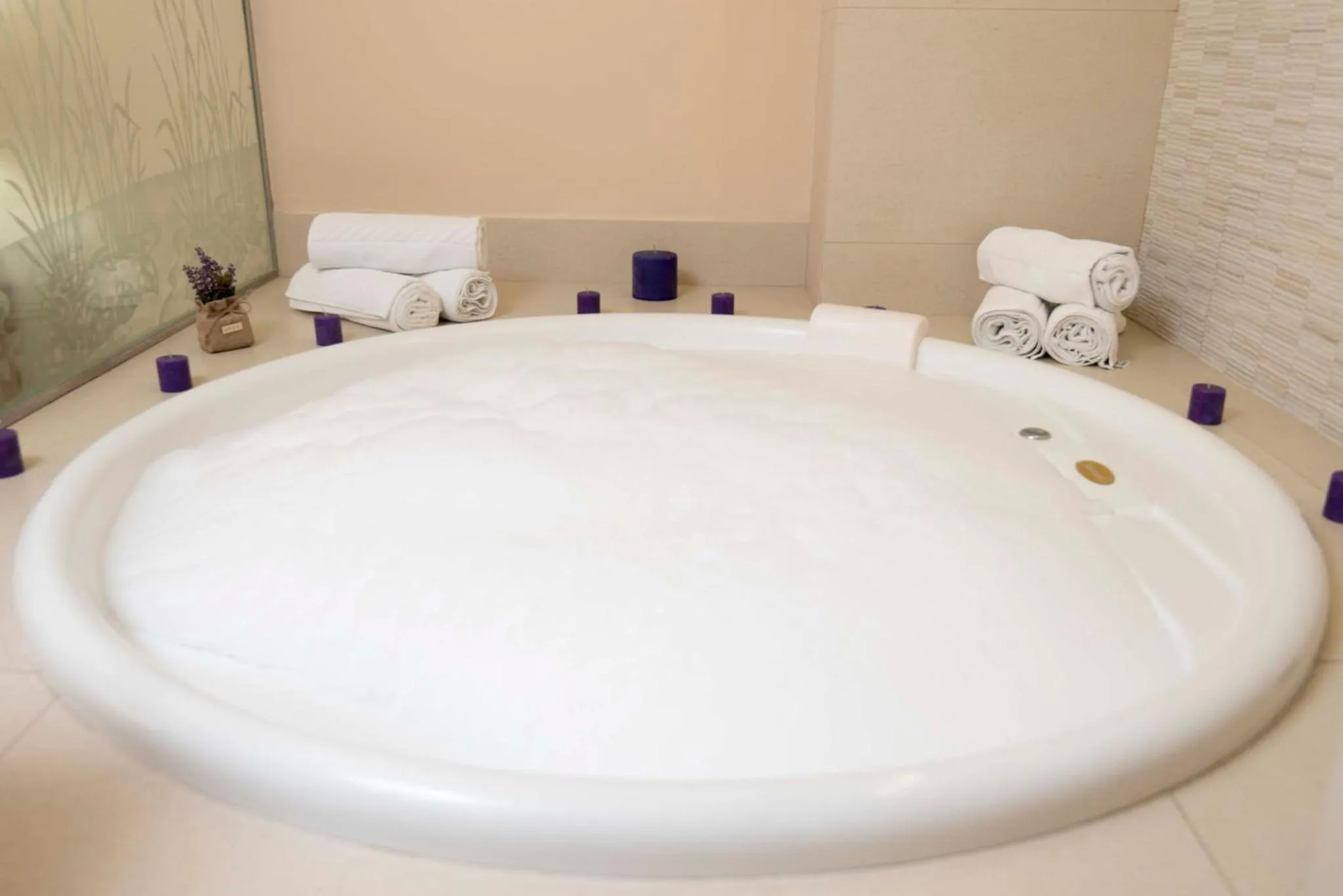 Photo of the whole room in Holiday Inn Montevideo by IHG