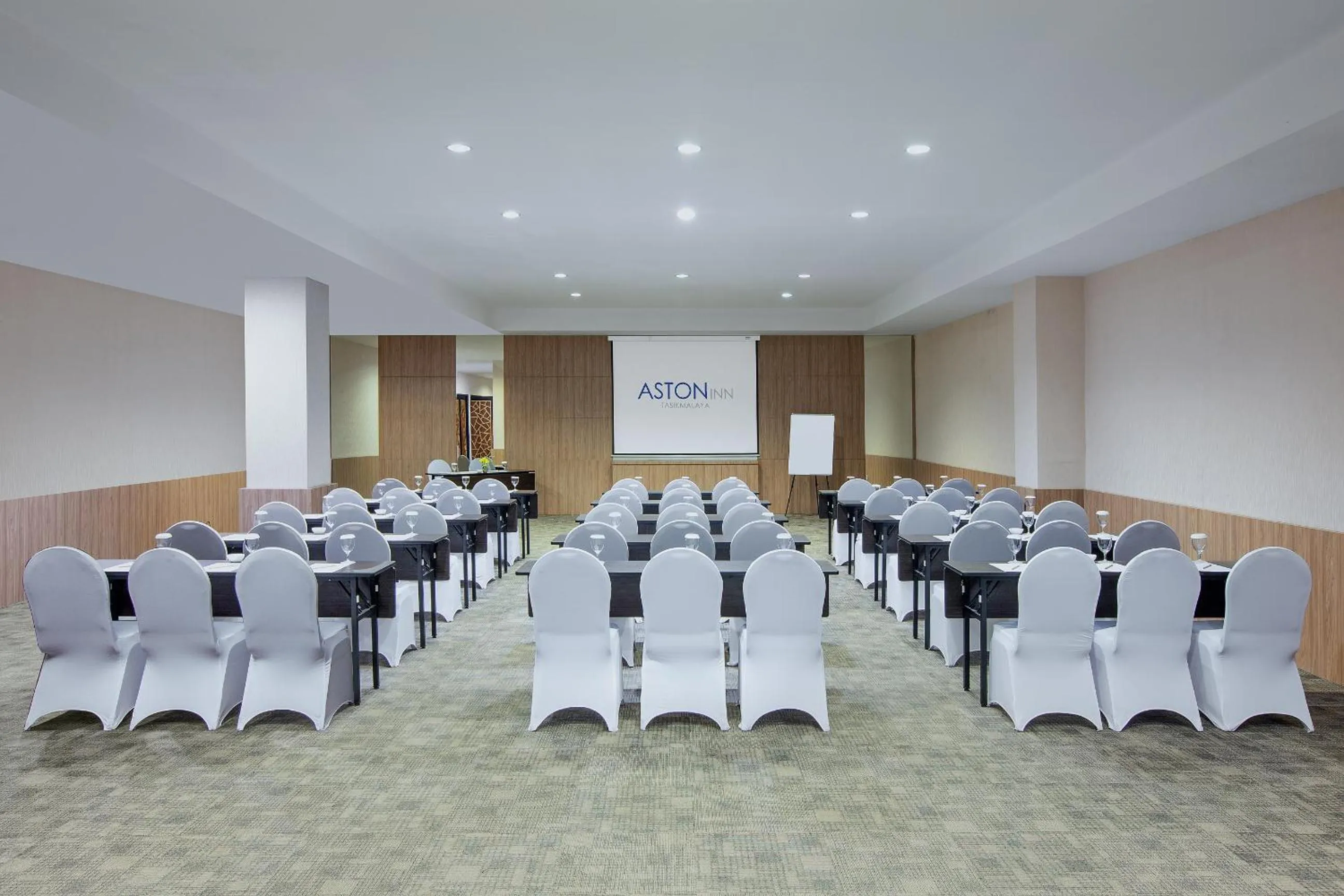 Meeting/conference room in Aston Inn Tasikmalaya