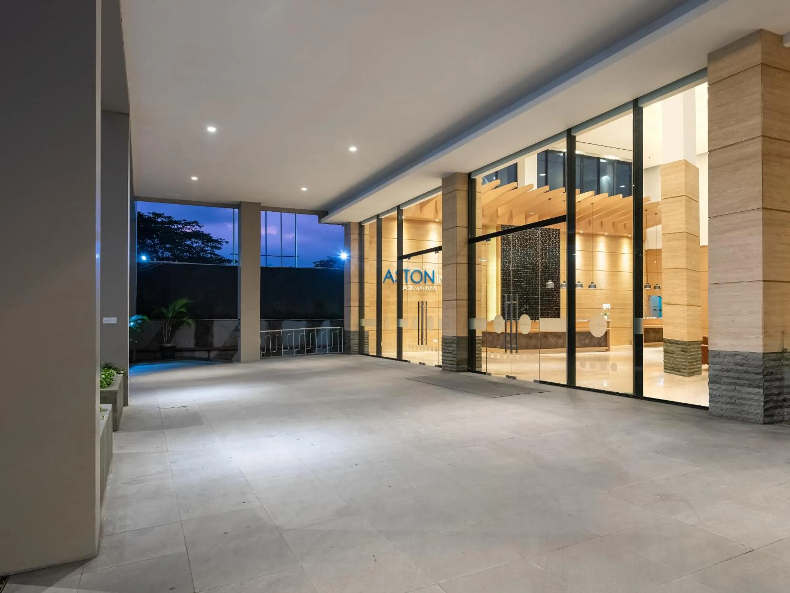 Lobby or reception in Aston Inn Tasikmalaya