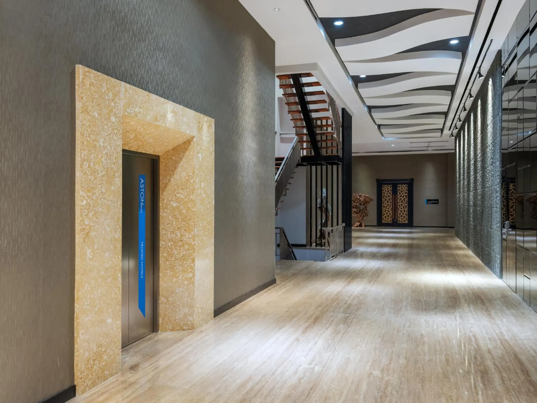 elevator in Aston Inn Tasikmalaya