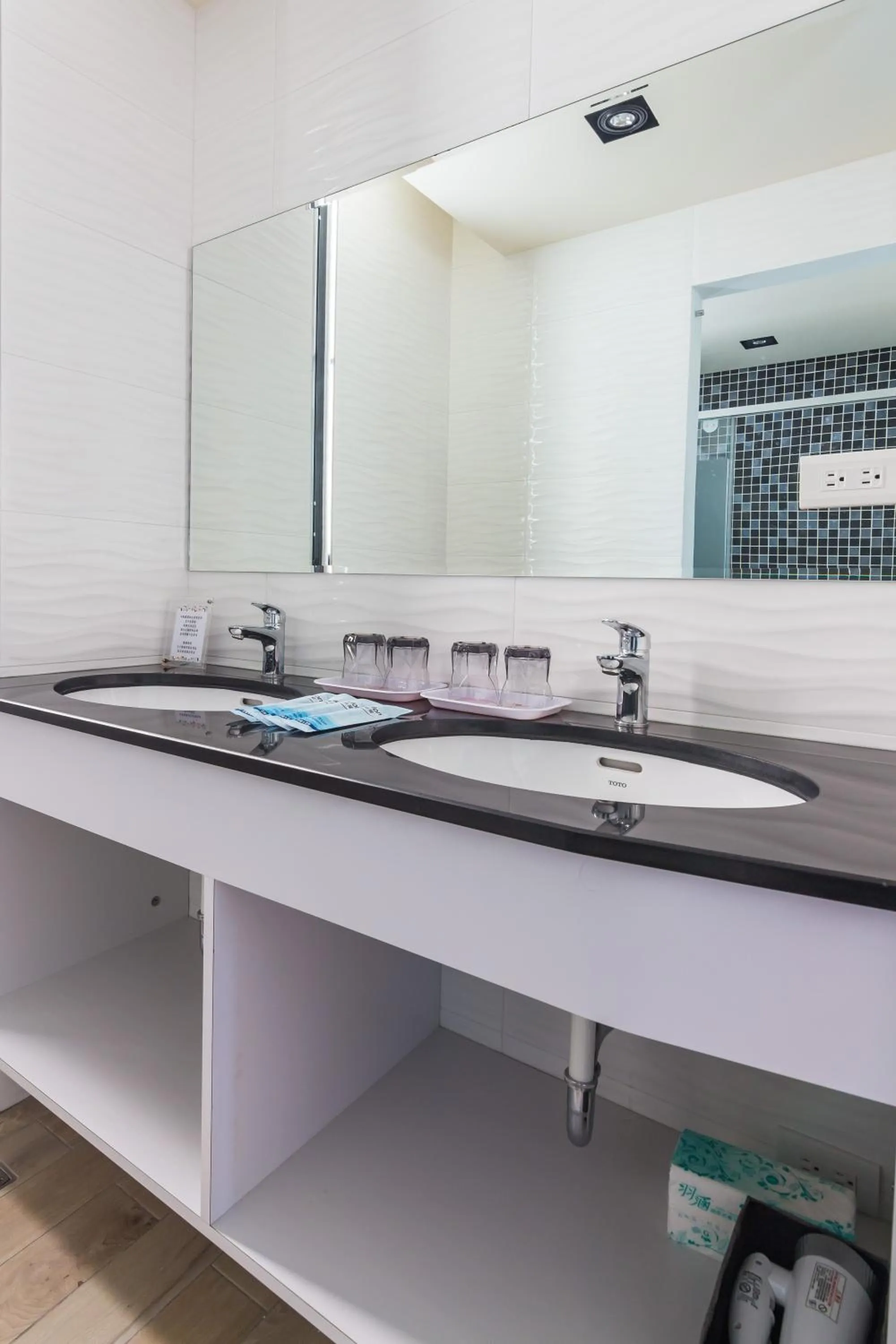 Decorative detail in CHEN FENG HOMESTAY