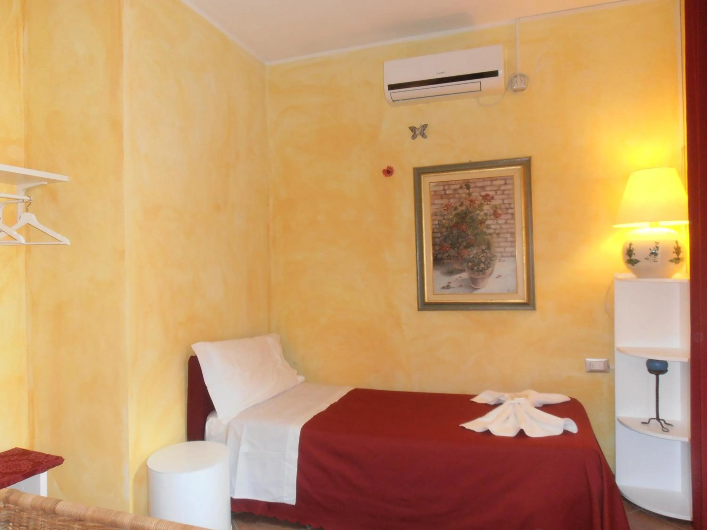 Photo of the whole room in B&B Amici Miei