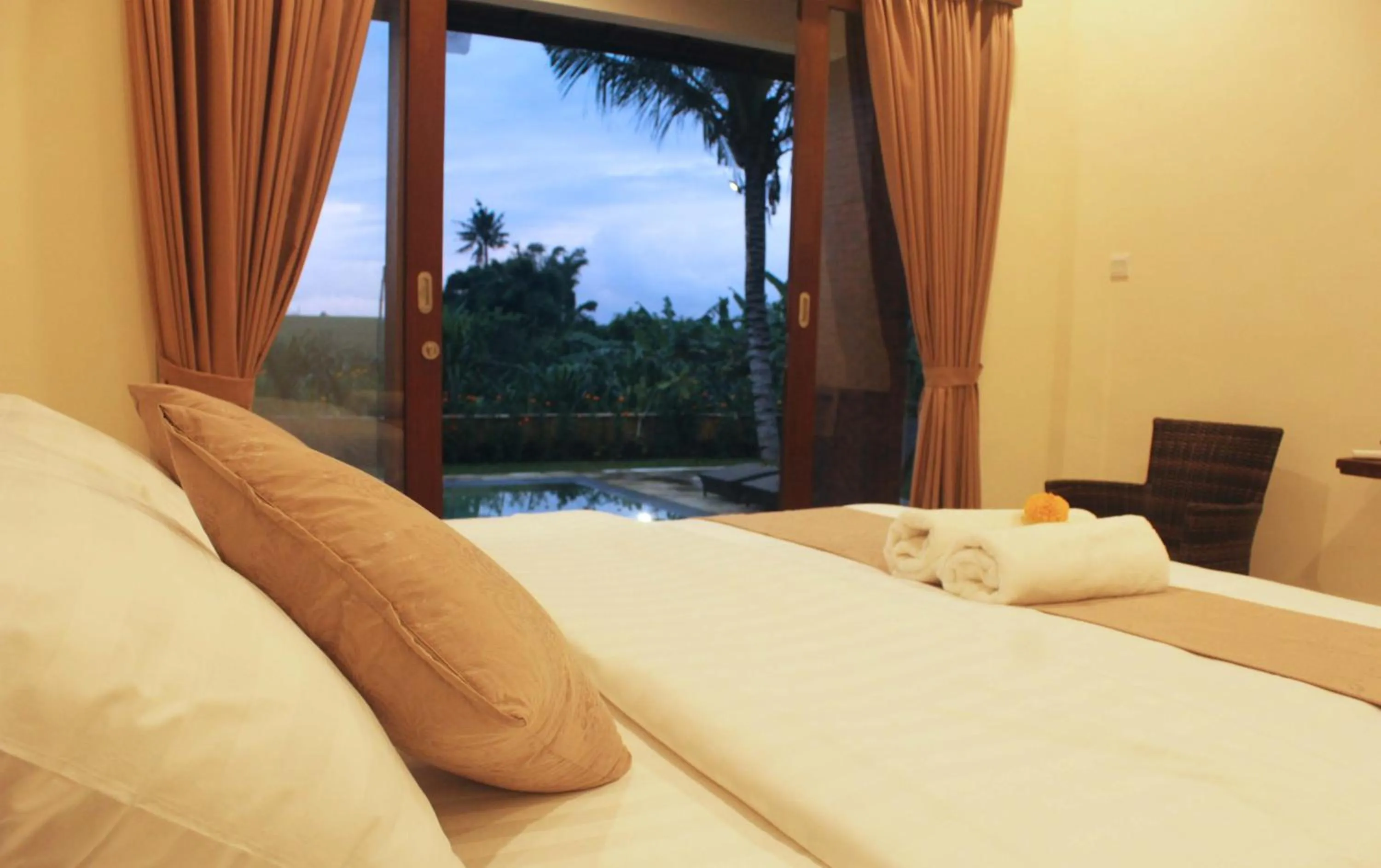 Bedroom, Bed in Umah Nugraha