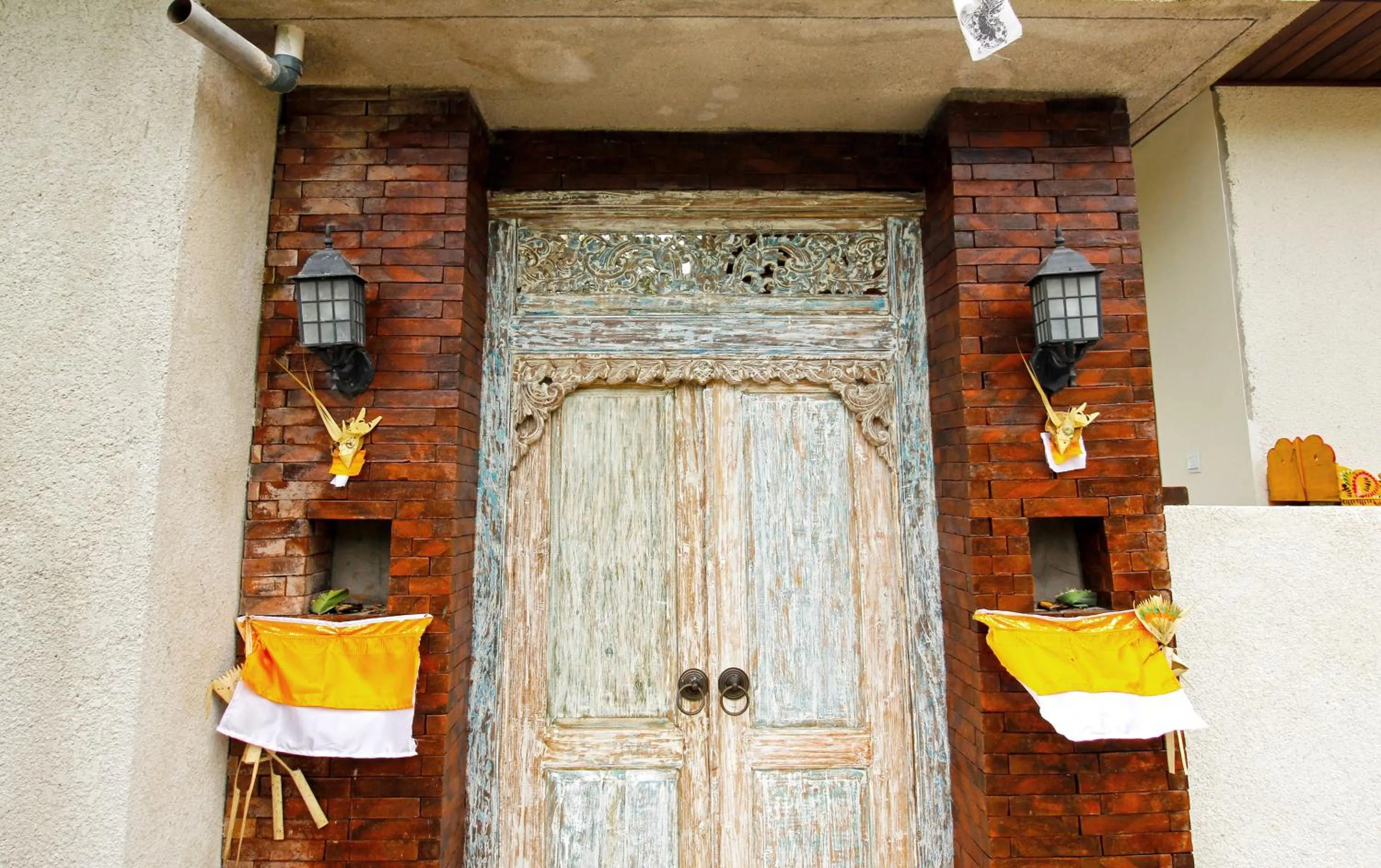 Property building in Umah Nugraha