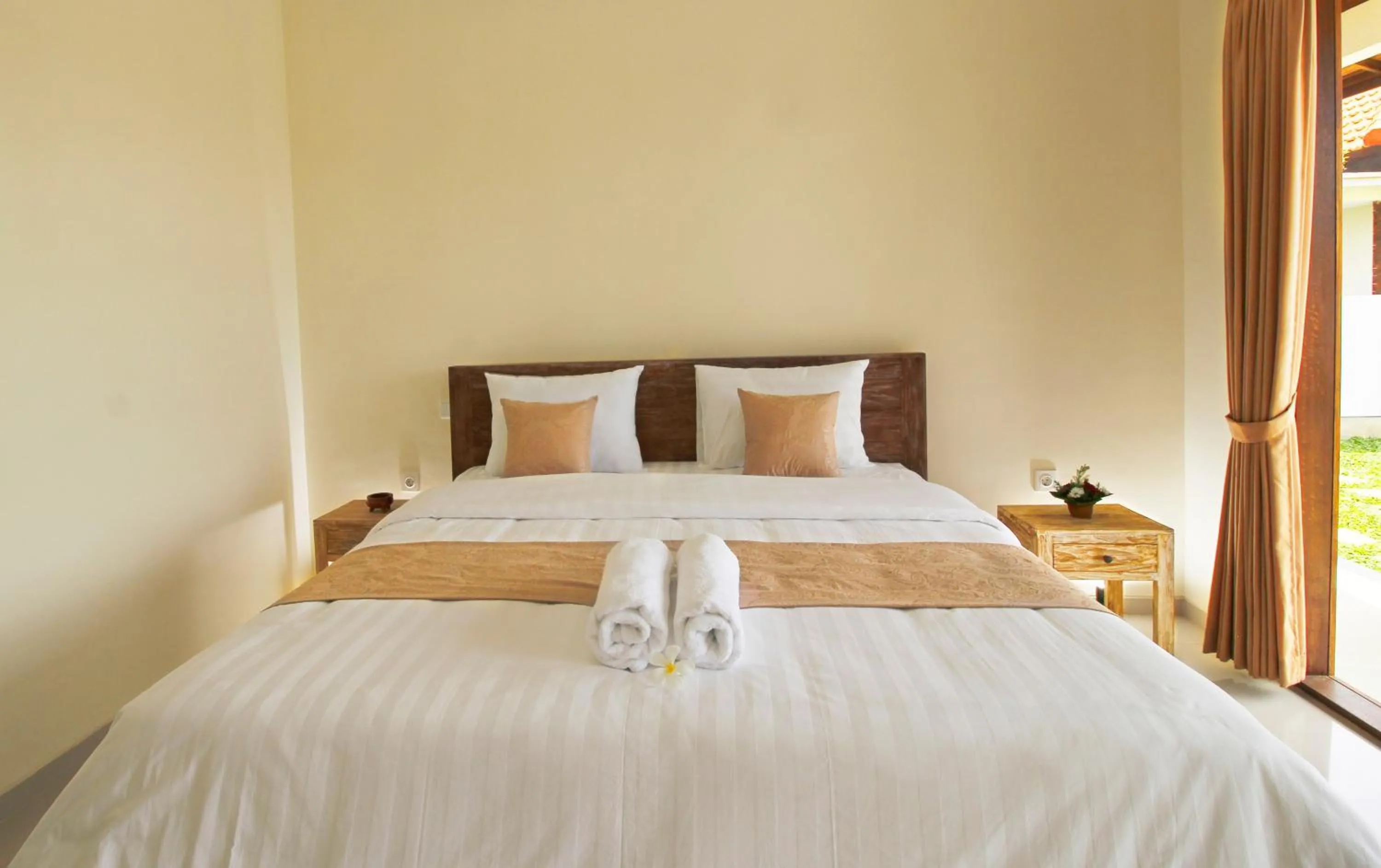 Bedroom, Bed in Umah Nugraha