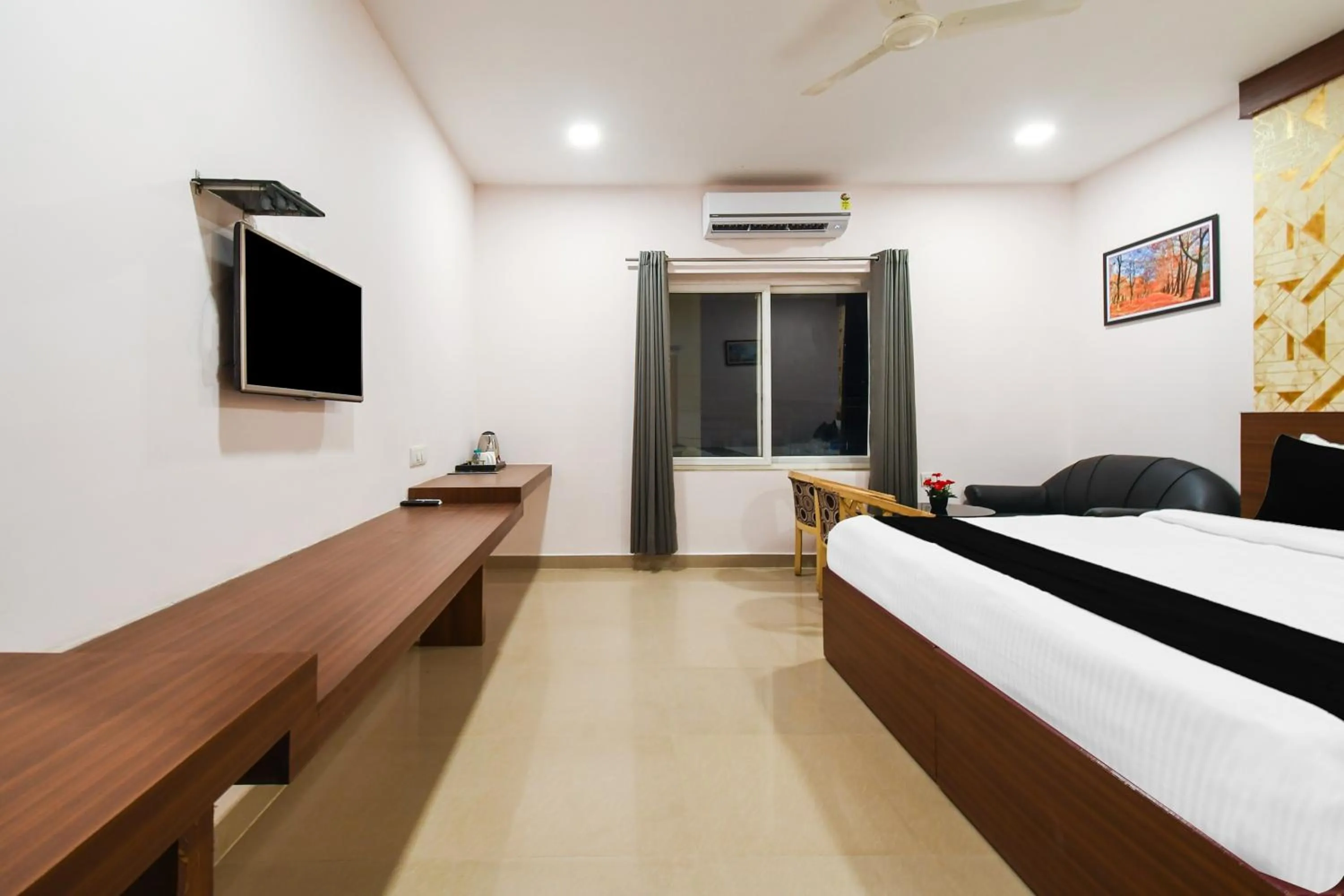 Bedroom in Townhouse Best Inn