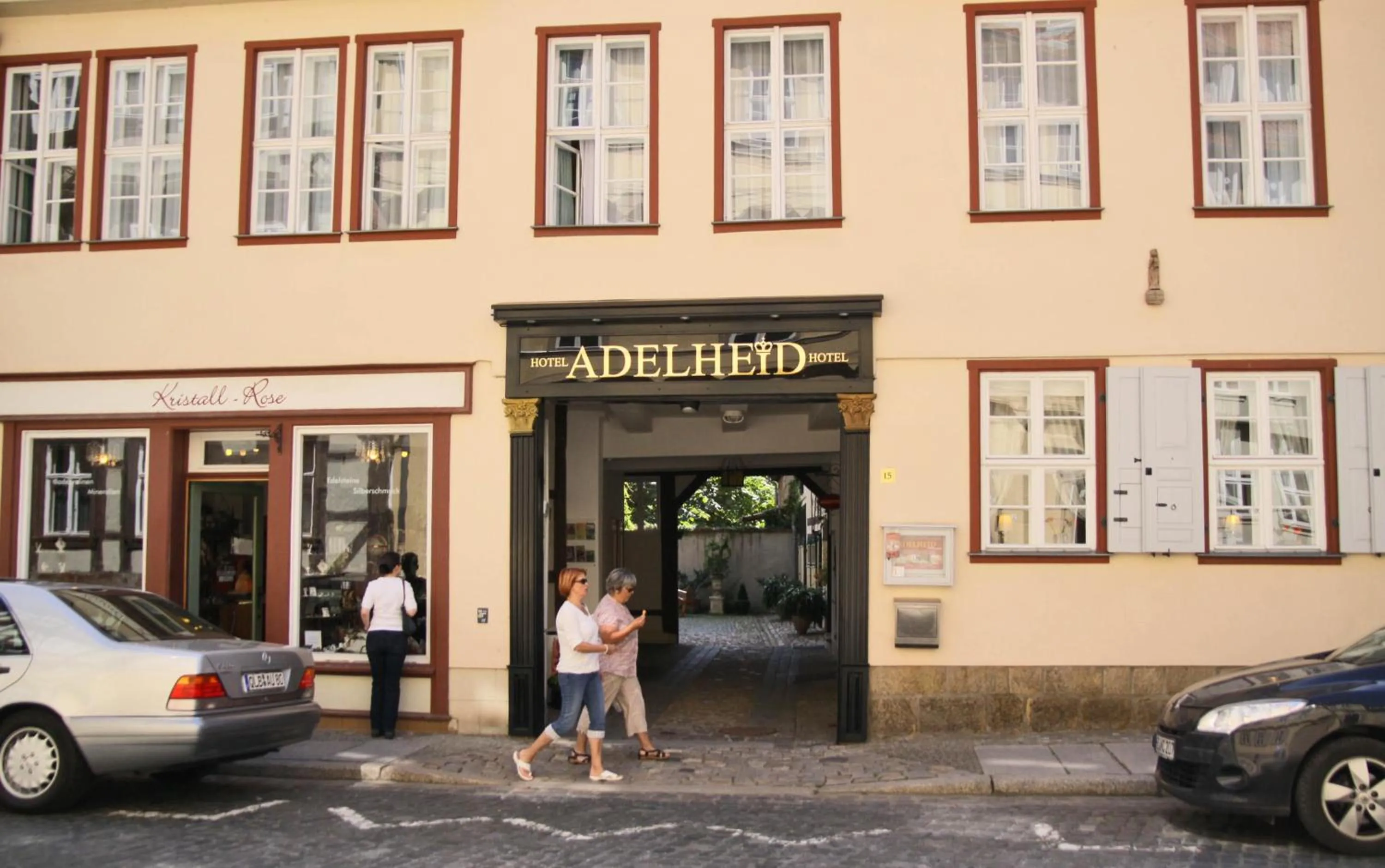 Facade/entrance in Adelheid Hotel garni