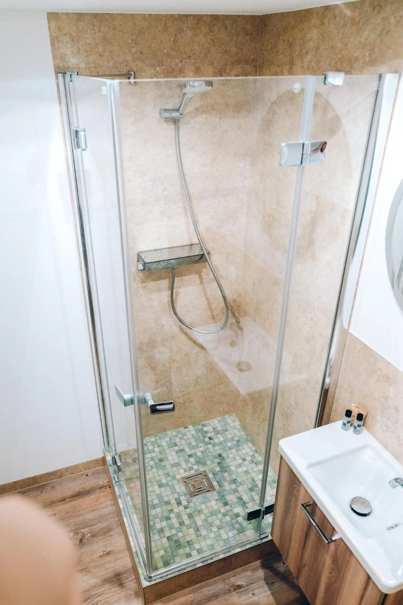 Shower in Adelheid Hotel garni