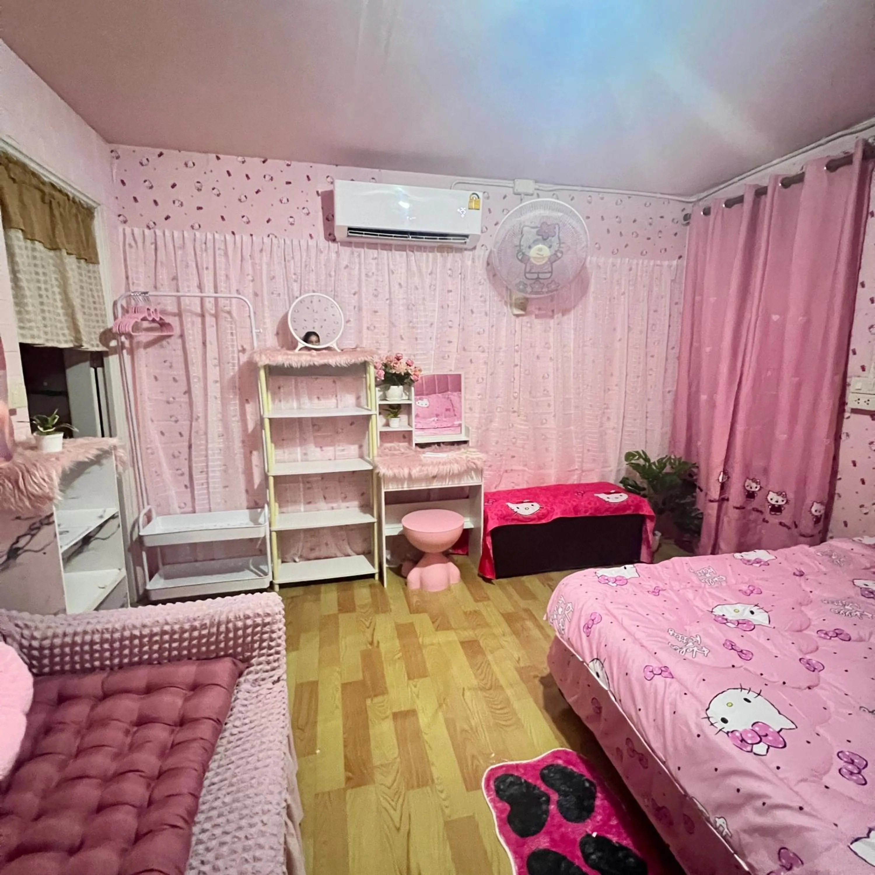 Bed in Lee Red House