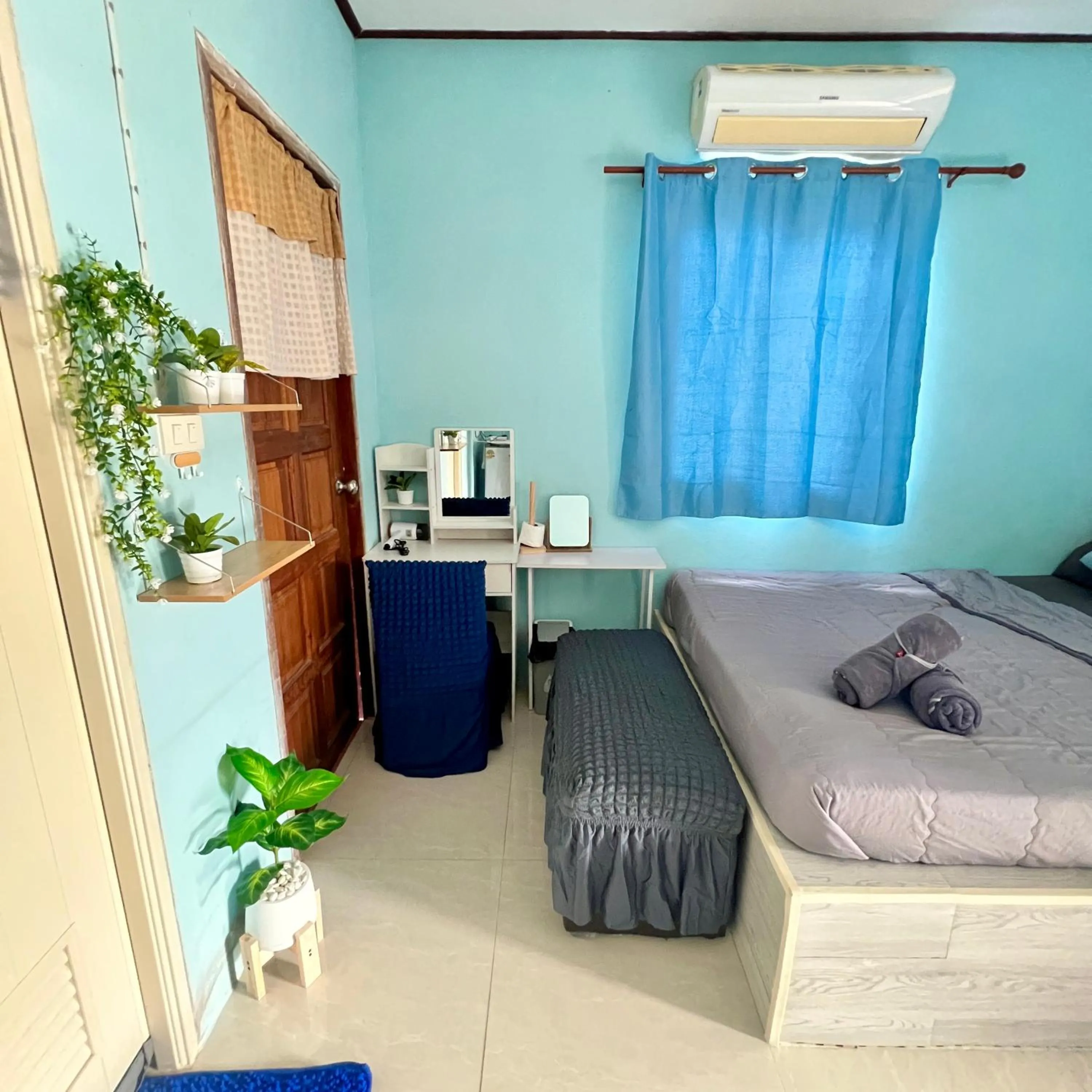 Bed in Lee Red House