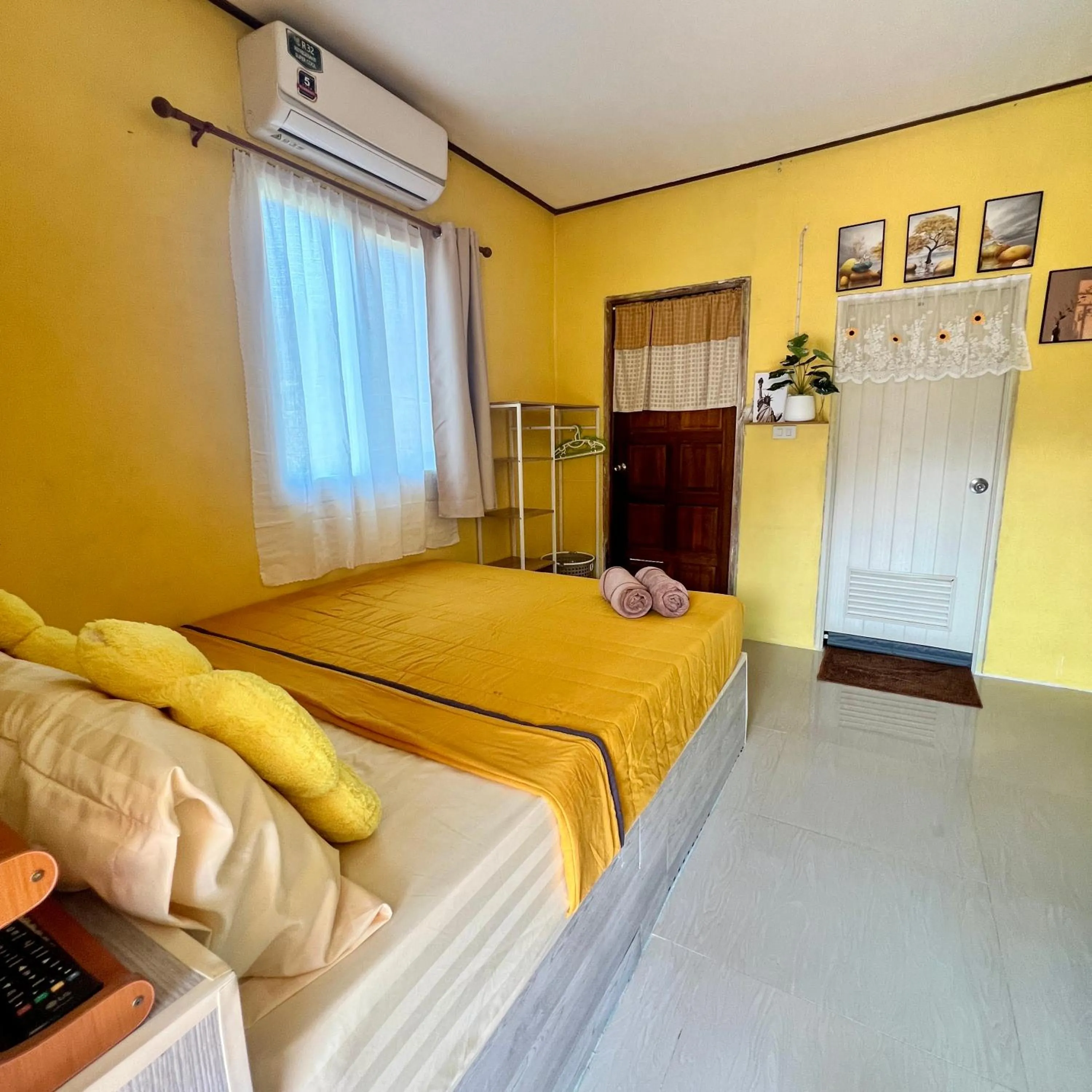 Bed in Lee Red House