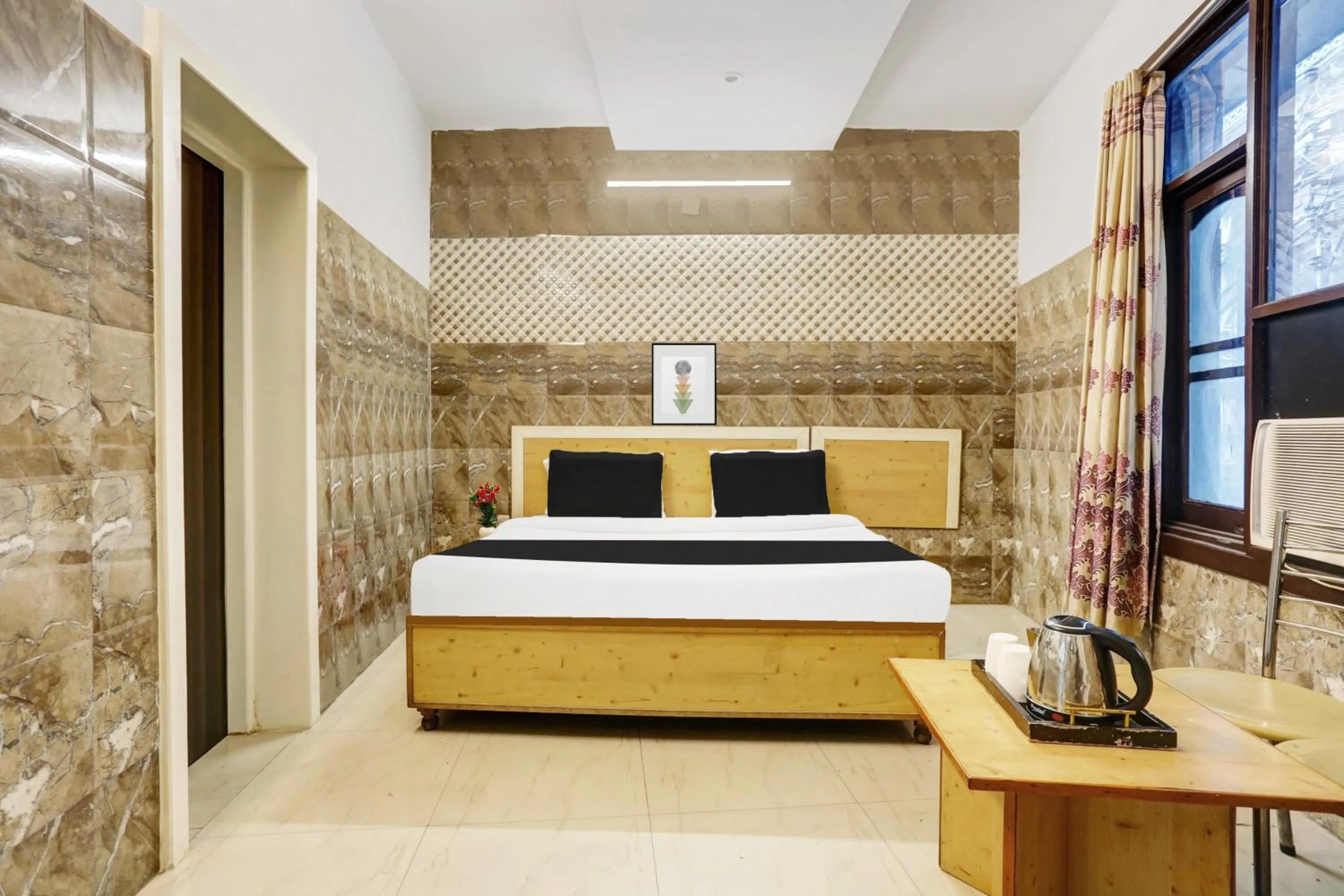 Bedroom, Bed in Hotel O Jammu Near Ragunath Bazaar Formerly GoodWill