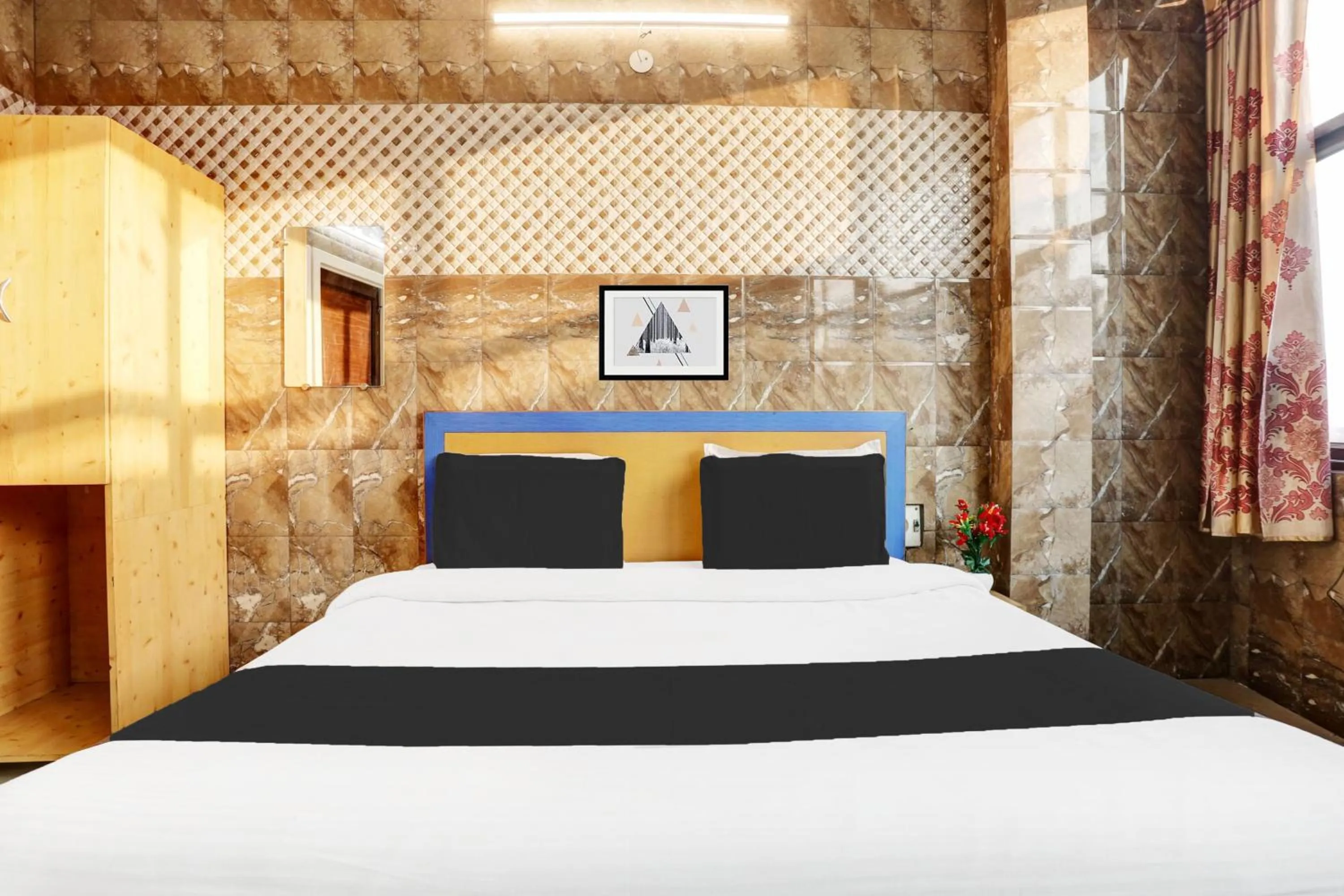 Bedroom, Bed in Hotel O Jammu Near Ragunath Bazaar Formerly GoodWill