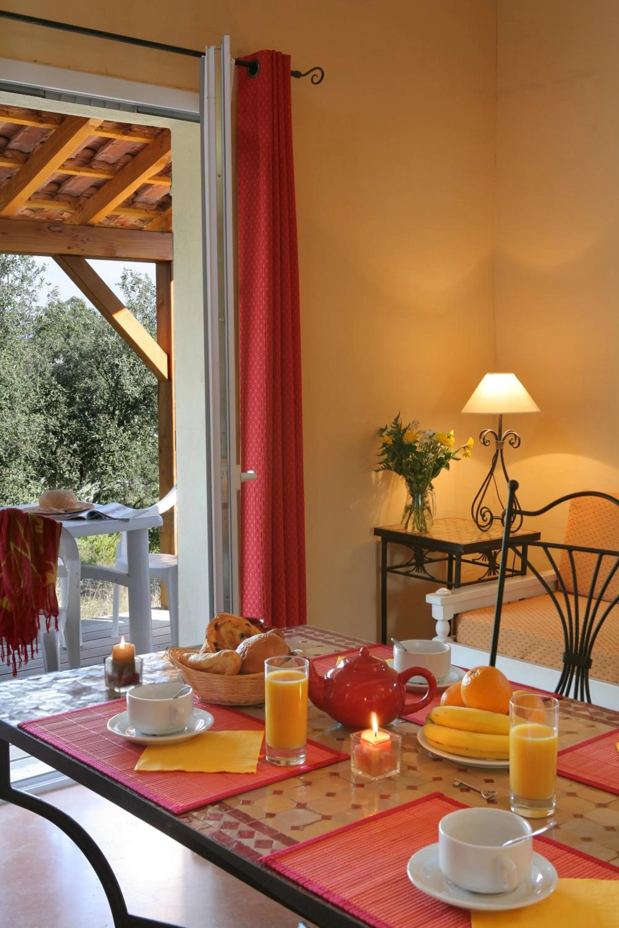 Dining area in Résidence Néméa les Portes des Cévennes