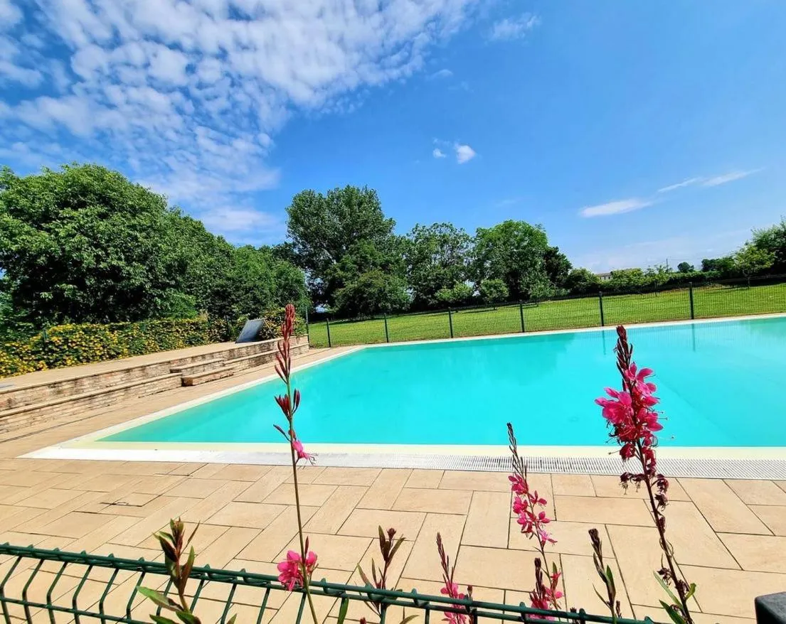 Swimming pool in La Garzaga Turismo Rurale