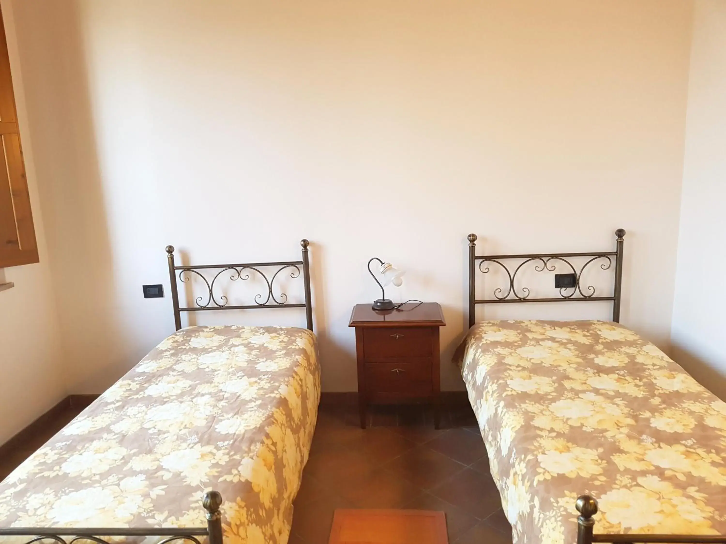 Double or Twin Room - single occupancy - Disability Access in La Garzaga Turismo Rurale Double or Twin Room - single occupancy - Disability Access in La Garzaga Turismo Rurale