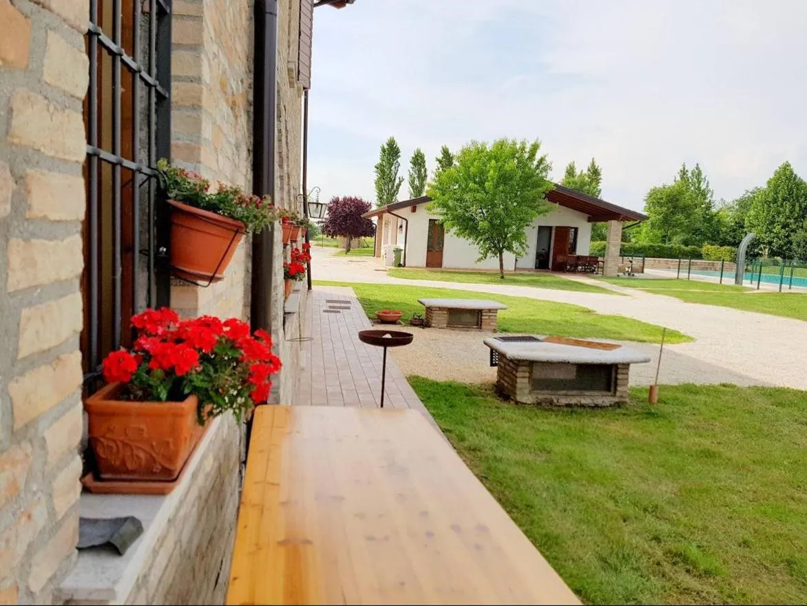 Garden view in La Garzaga Turismo Rurale