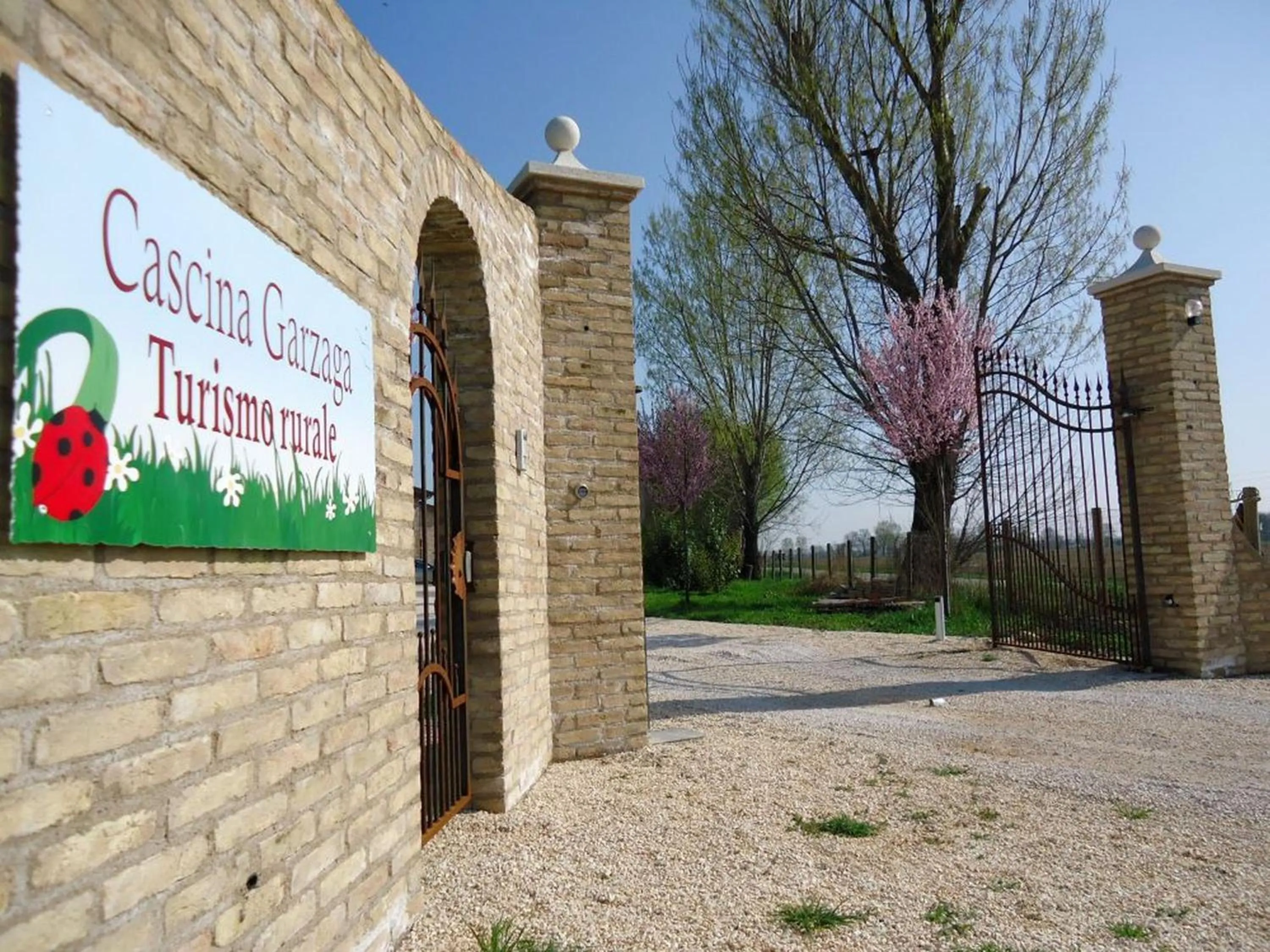 Property logo or sign in La Garzaga Turismo Rurale