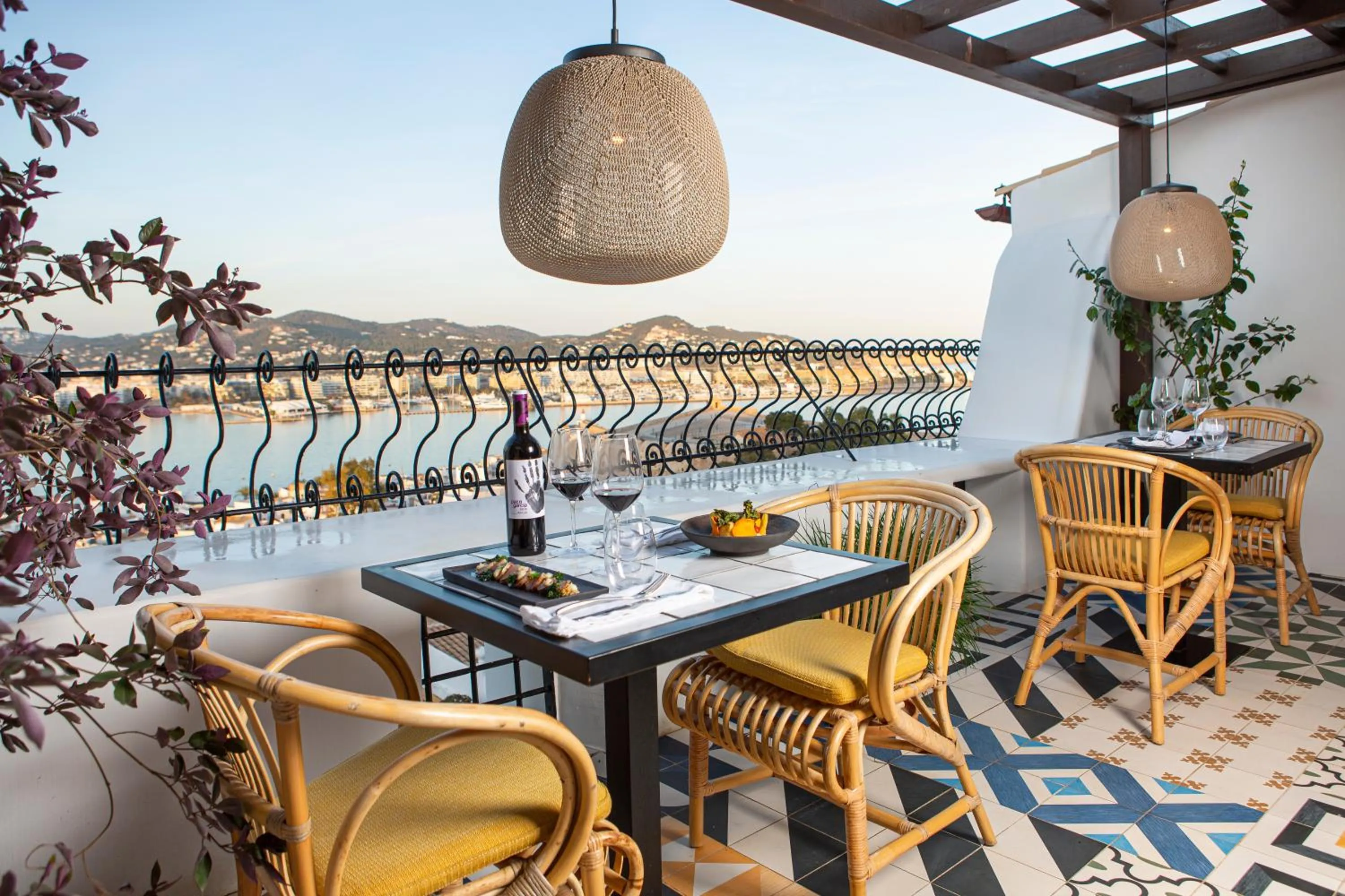Restaurant/places to eat in Hotel La Torre del Canonigo - Small Luxury Hotels