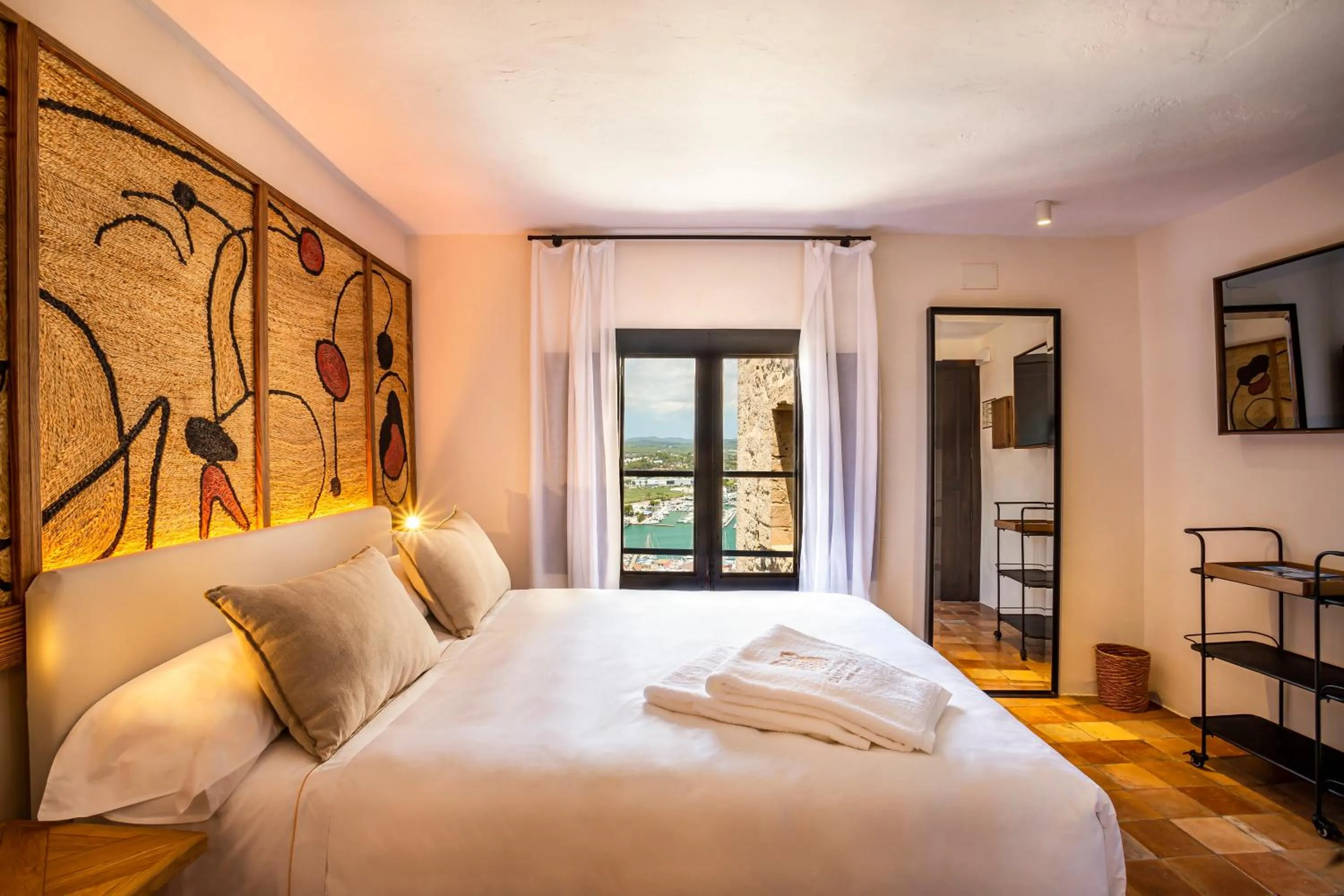 Photo of the whole room, Bed in Hotel La Torre del Canonigo - Small Luxury Hotels