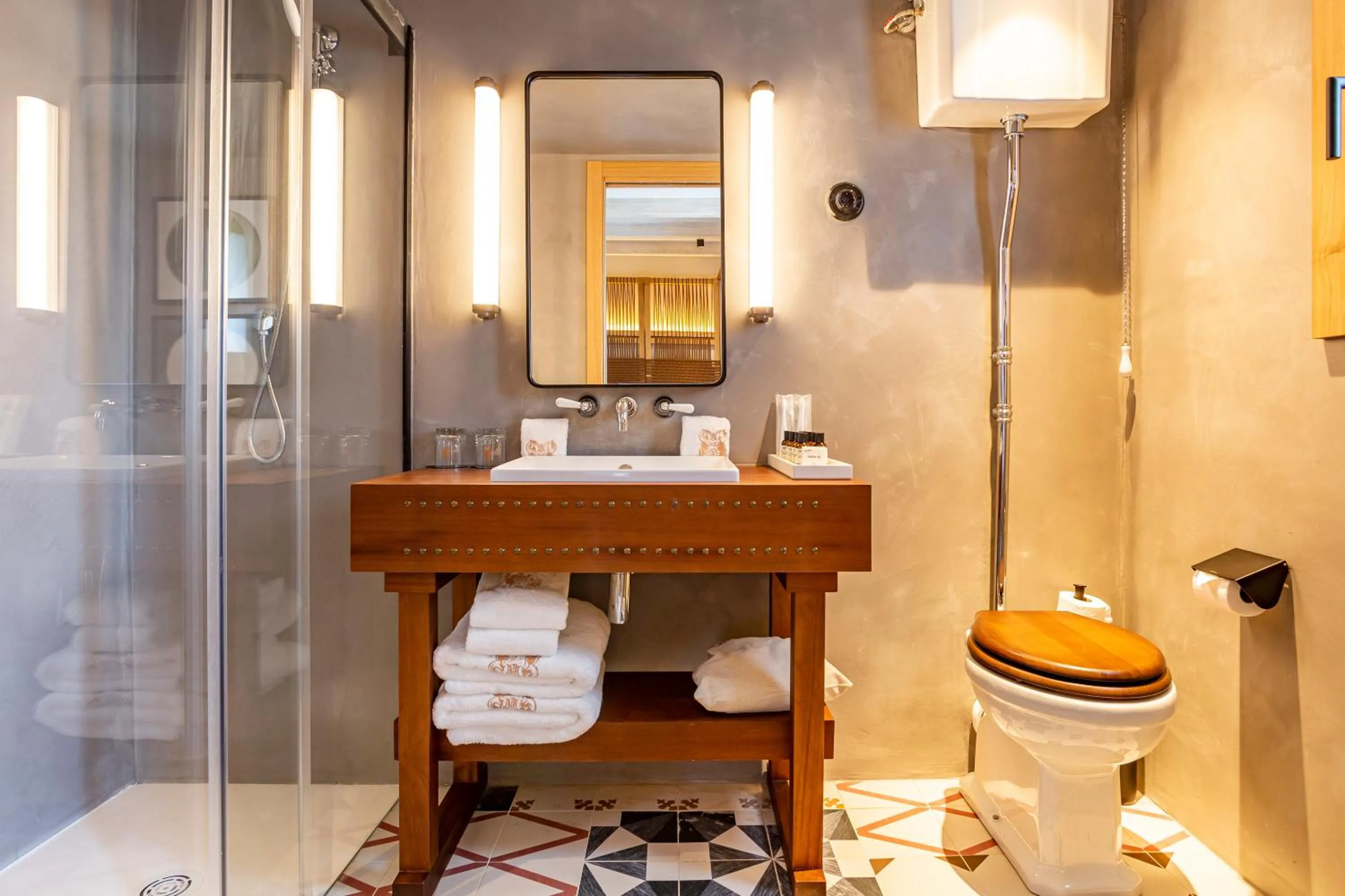 Bathroom in Hotel La Torre del Canonigo - Small Luxury Hotels