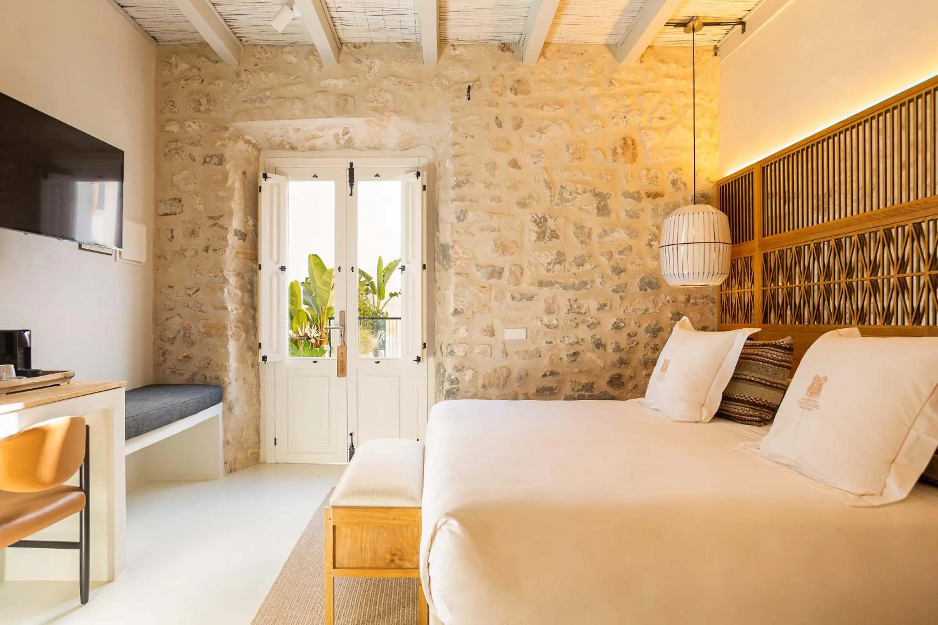 Photo of the whole room, Bed in Hotel La Torre del Canonigo - Small Luxury Hotels