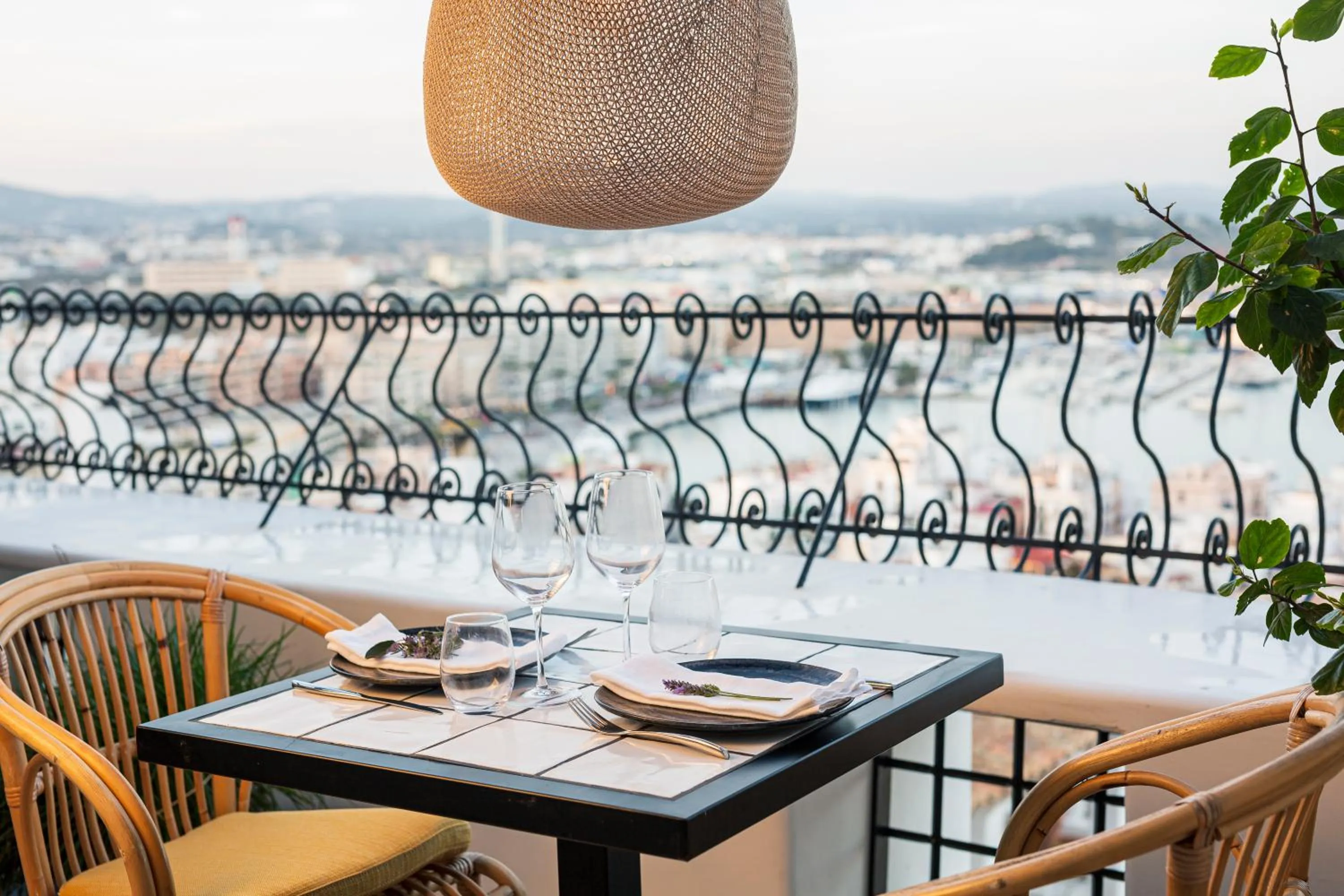 Restaurant/places to eat in Hotel La Torre del Canonigo - Small Luxury Hotels