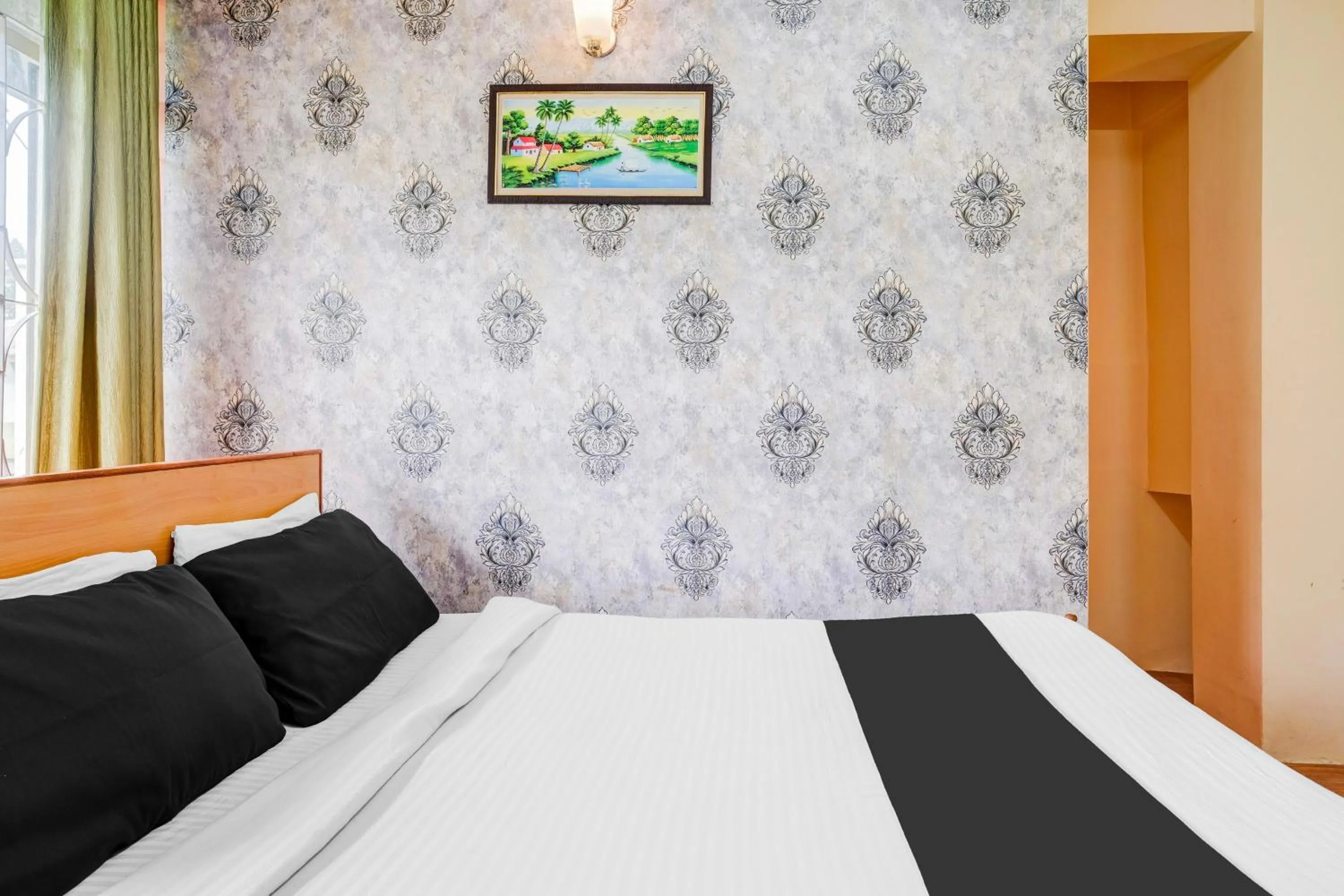 Bedroom, Bed in Super Hotel O Shillong Formerly Balaji Guest House