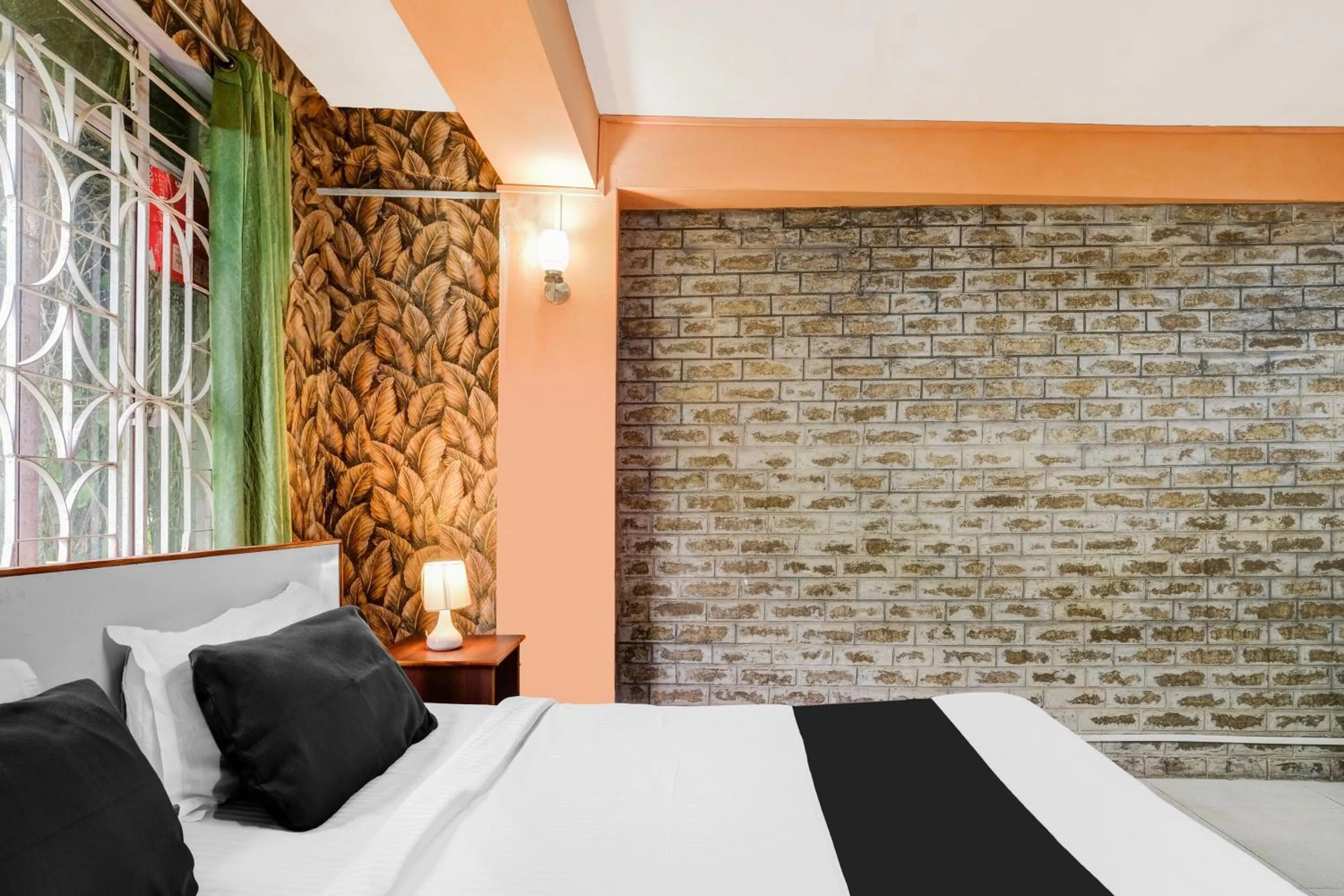 Bedroom, Bed in Super Hotel O Shillong Formerly Balaji Guest House