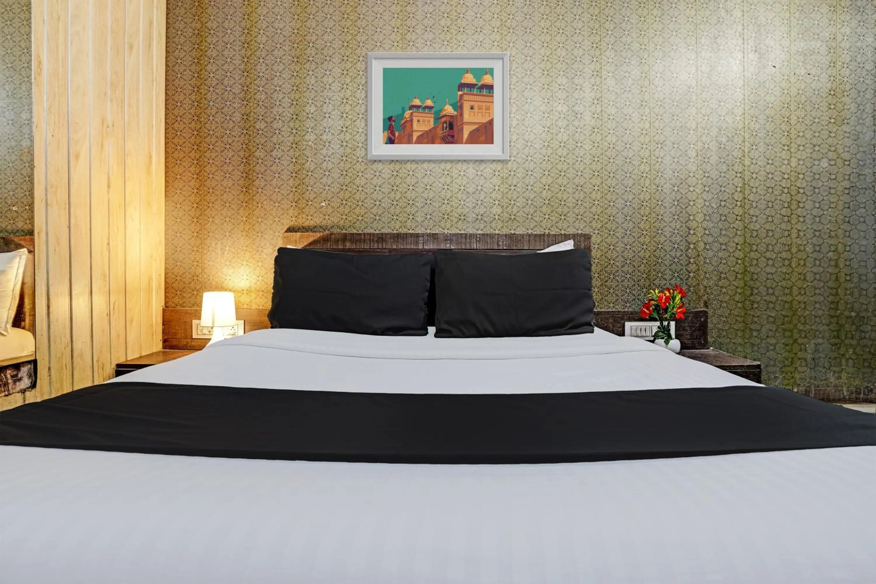 Bedroom, Bed in Hotel O Lotus Residency Near Anand Nagar Metro Station