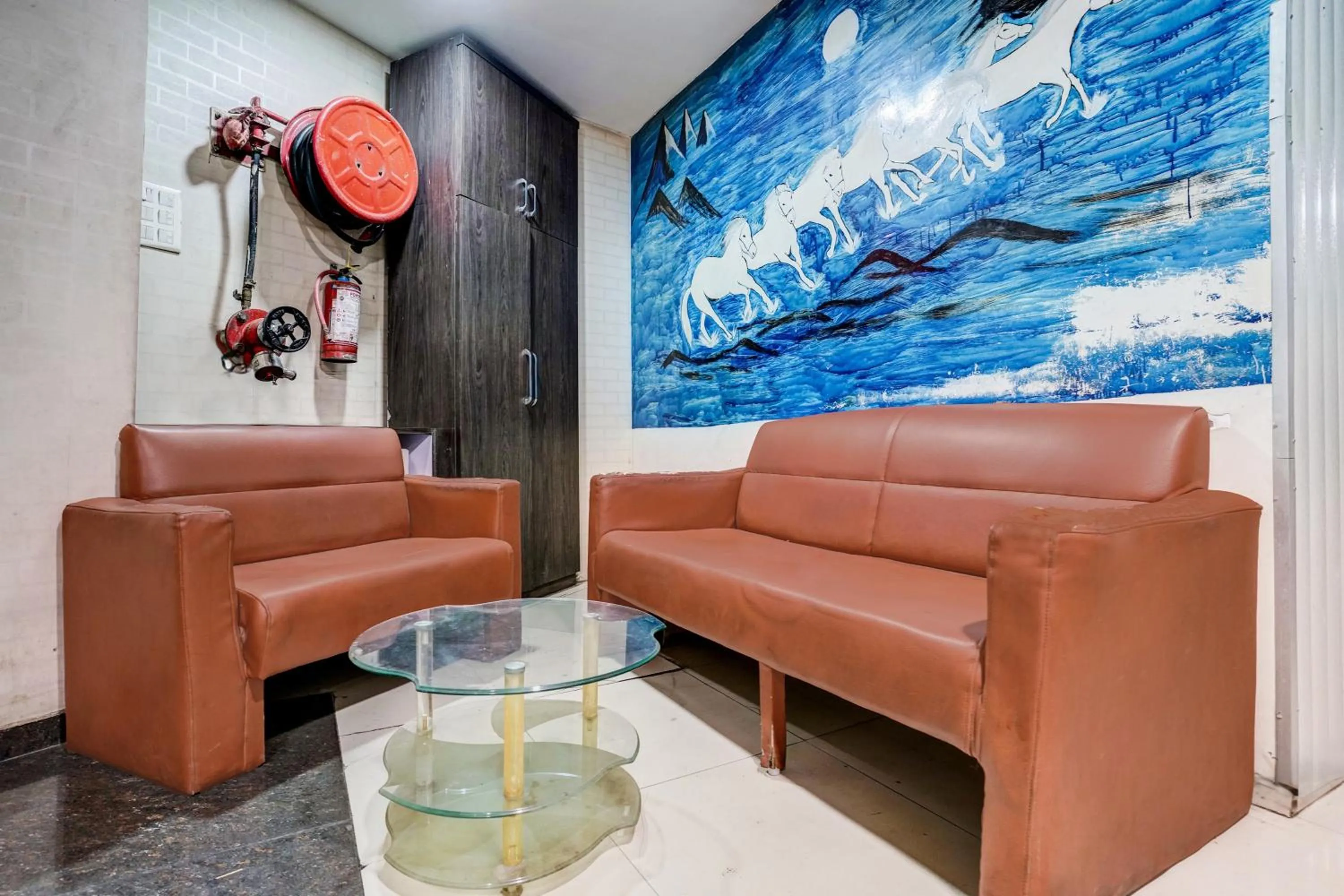 Lobby or reception in Hotel O Lotus Residency Near Anand Nagar Metro Station