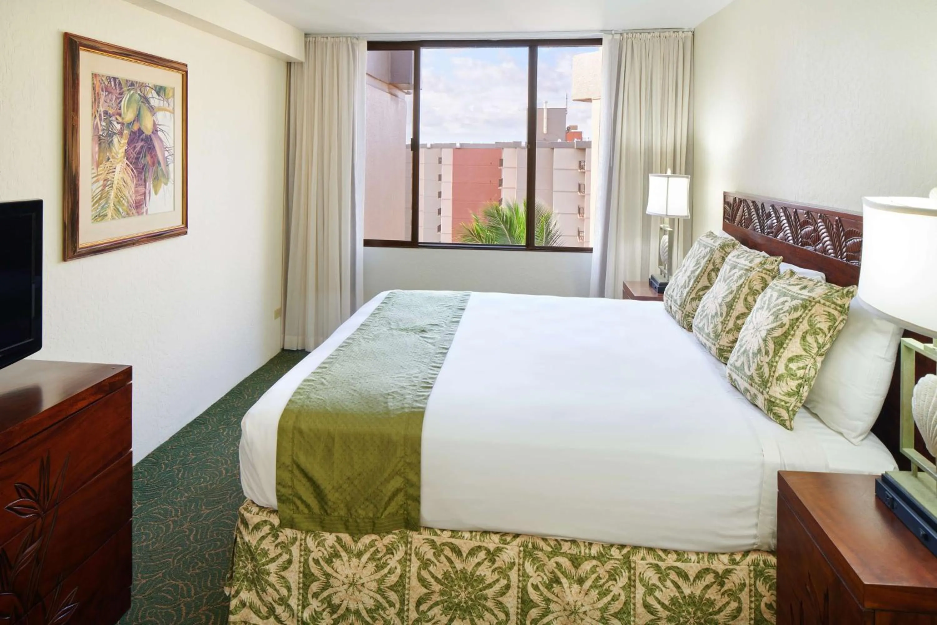 Bed in Aston Kaanapali Shores