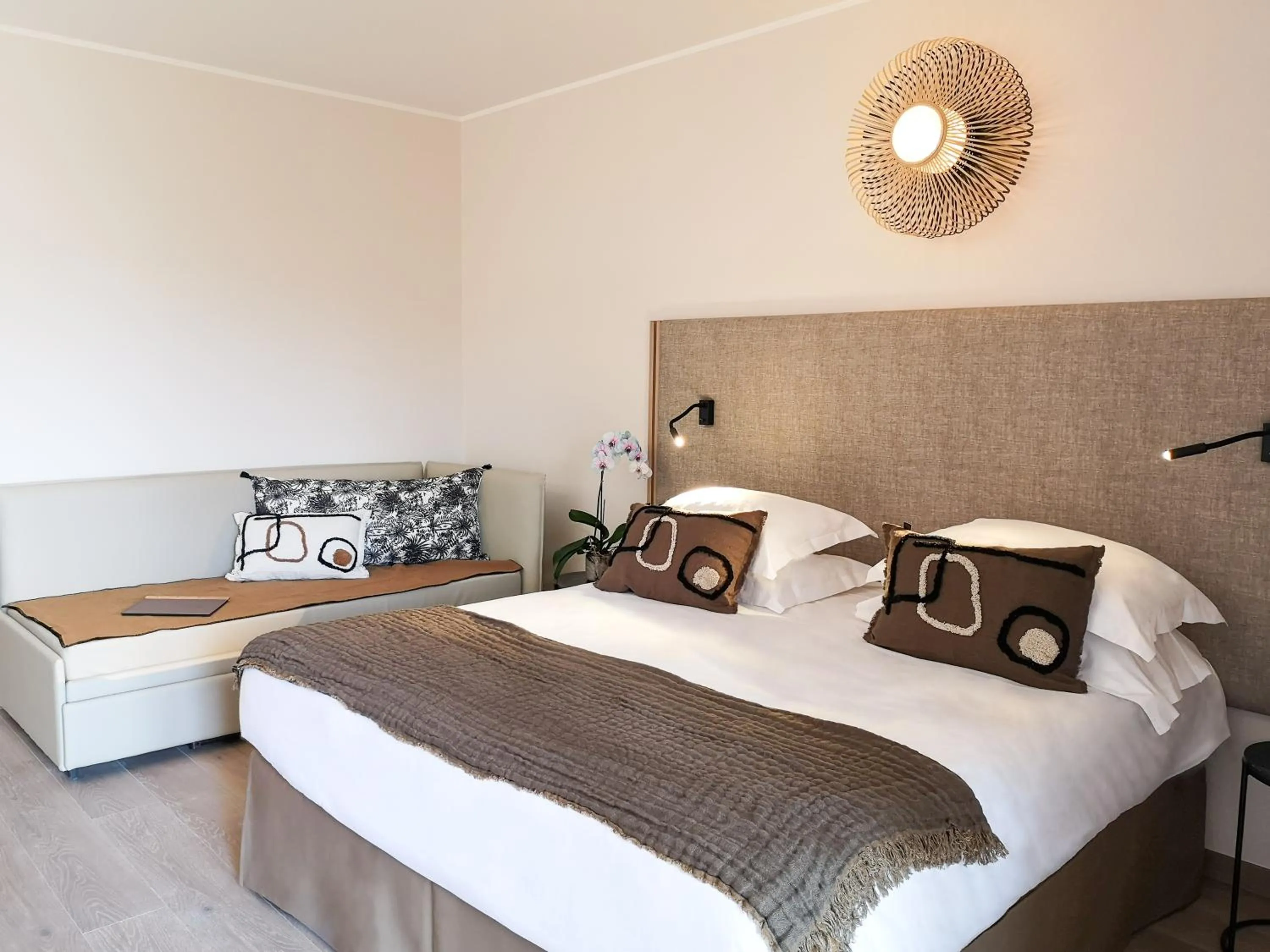 Photo of the whole room, Bed in Hotel L'Acquale