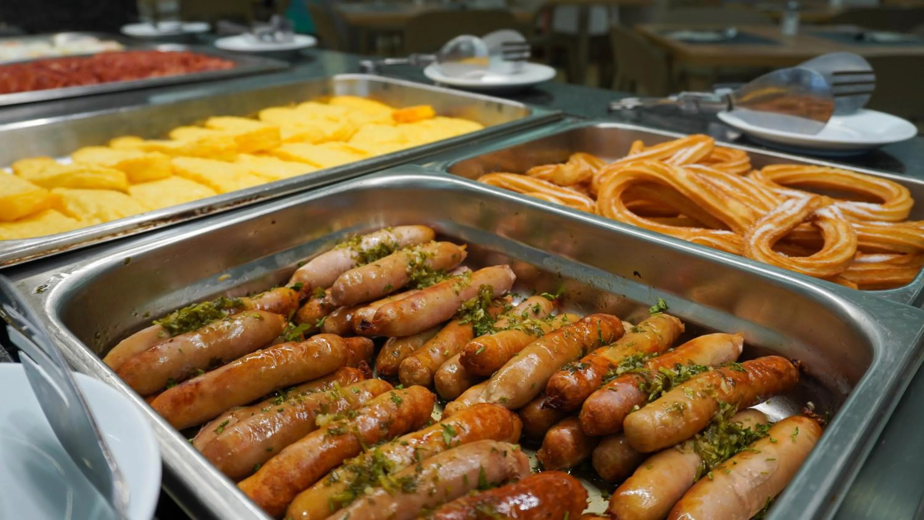 Continental breakfast in O7 Alea