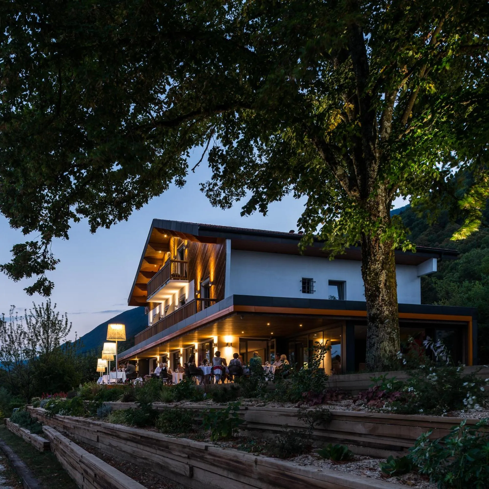 Property building in Atmospheres