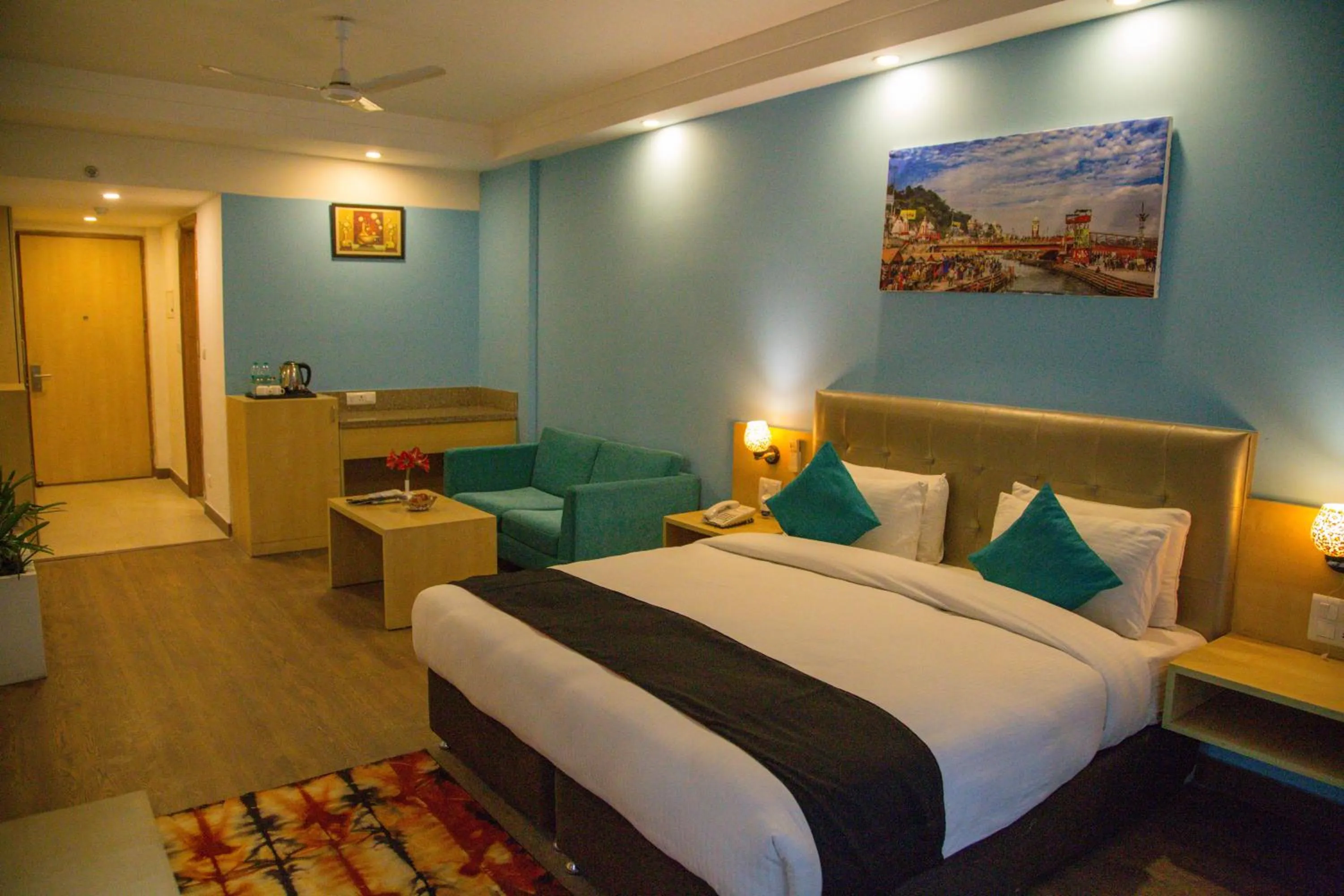 Bed in Four Leaf Service Suites, Haridwar