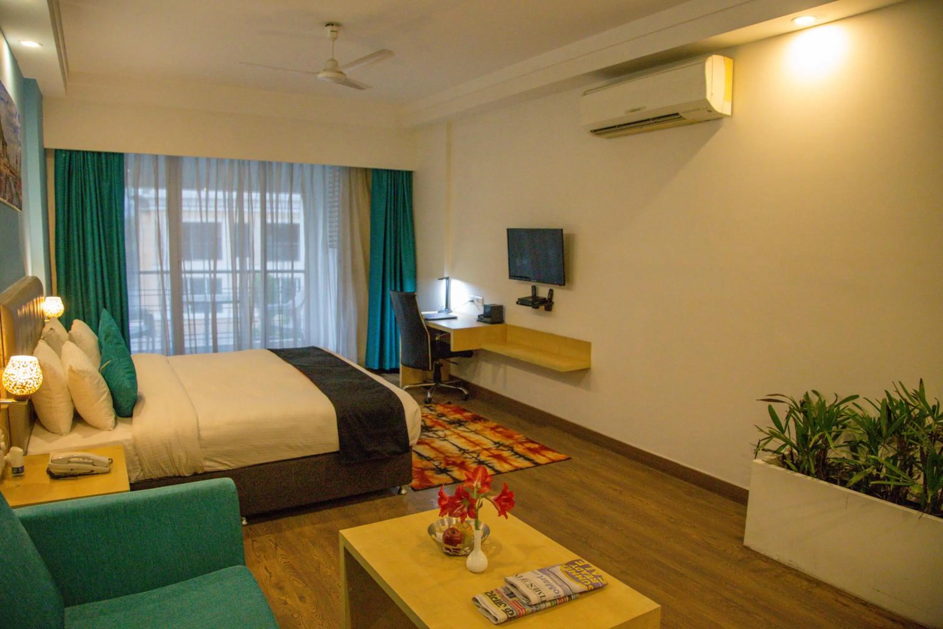 Bed in Four Leaf Service Suites, Haridwar