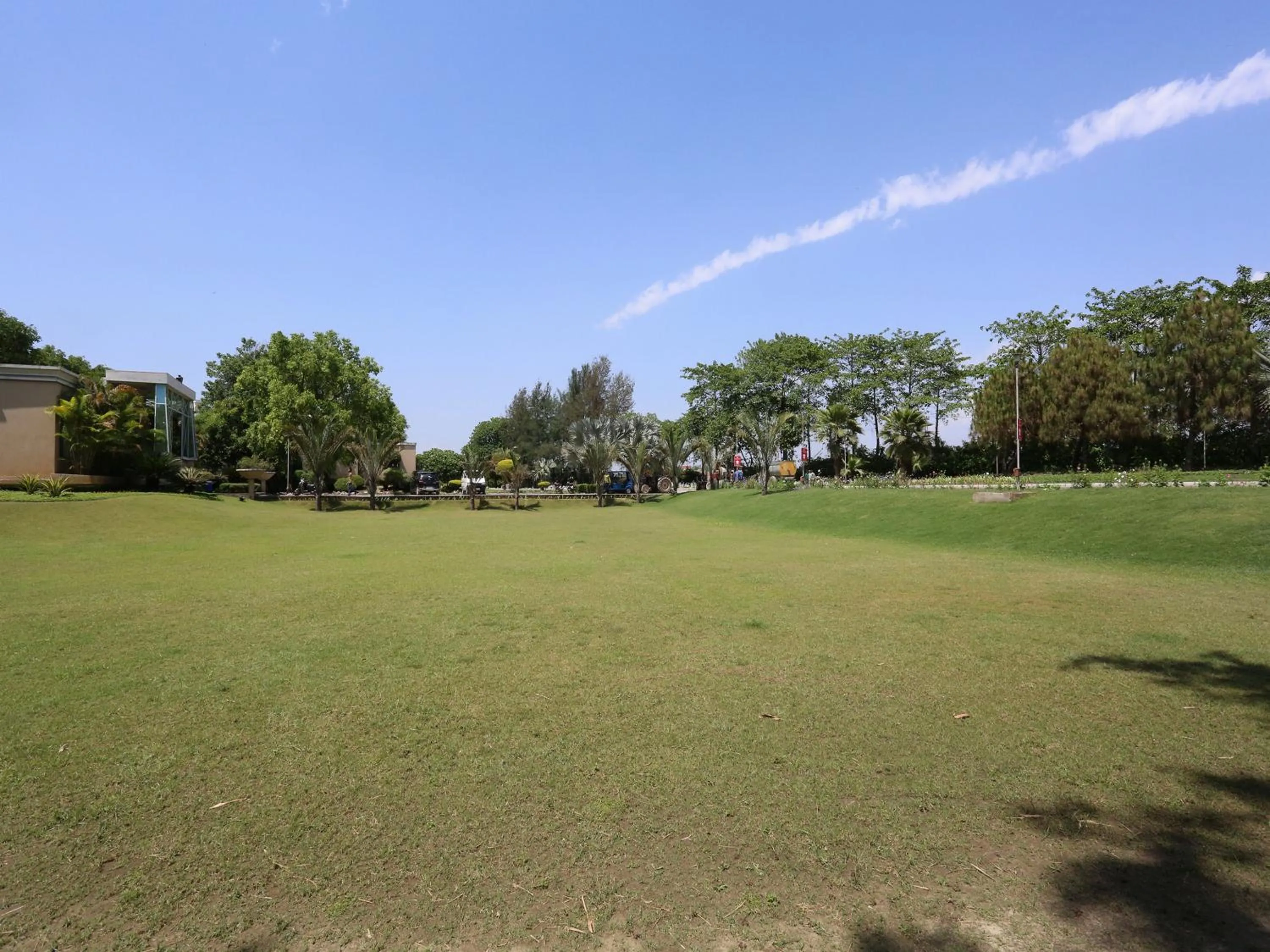 Garden in Four Leaf Service Suites, Haridwar