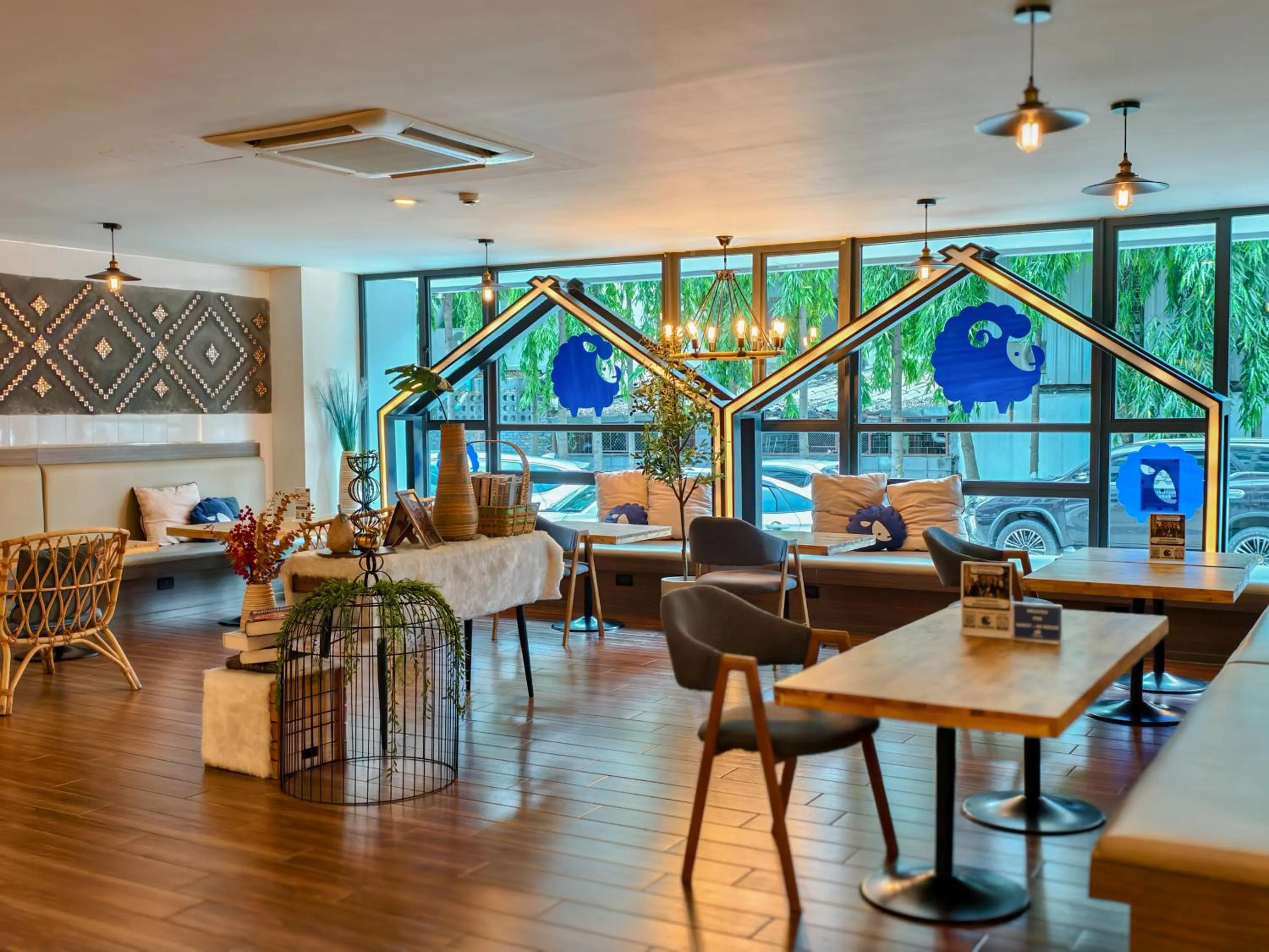 Restaurant/places to eat in Kokotel Chiang Mai Nimman