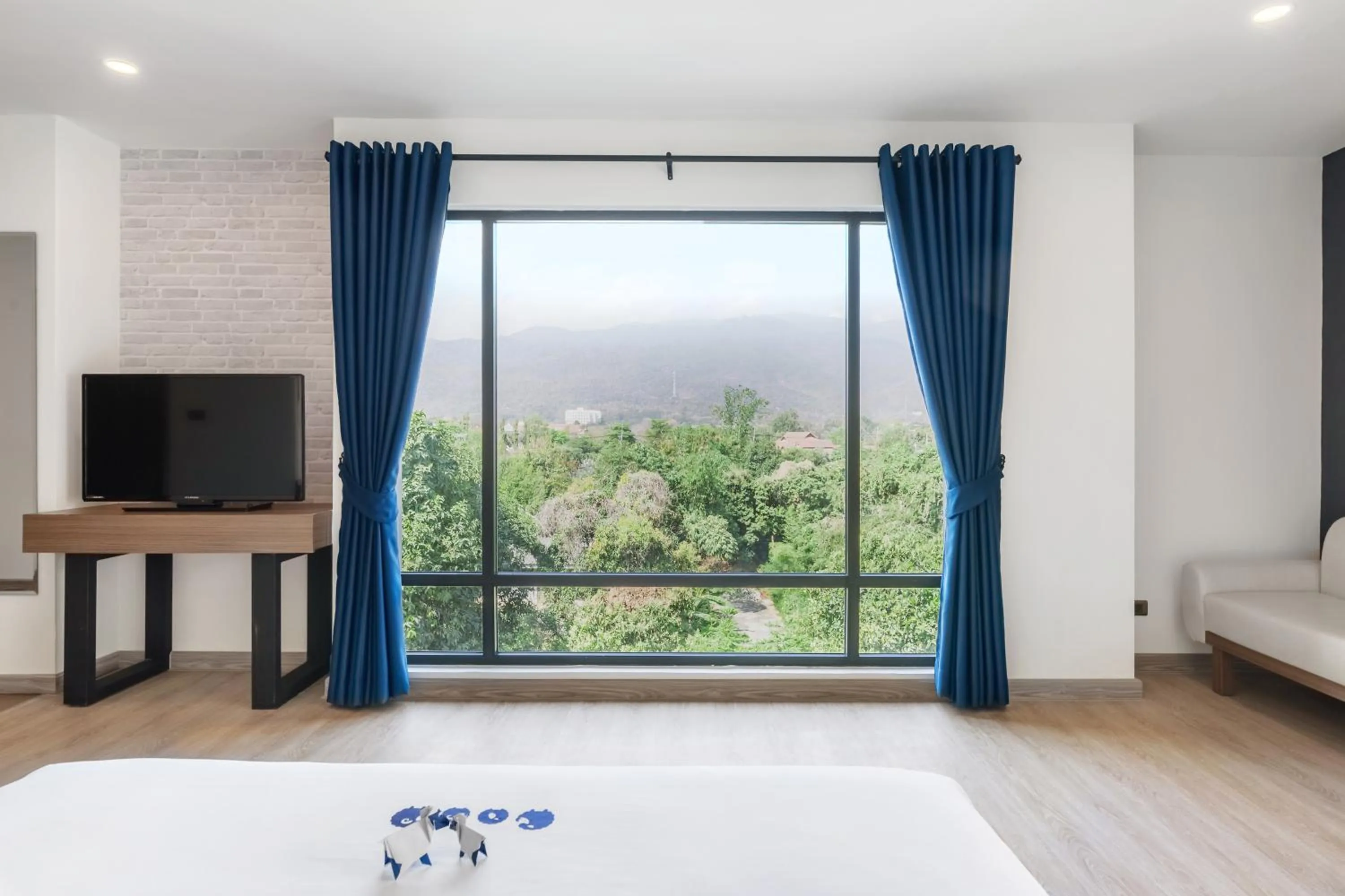 Mountain view, Bed in Kokotel Chiang Mai Nimman