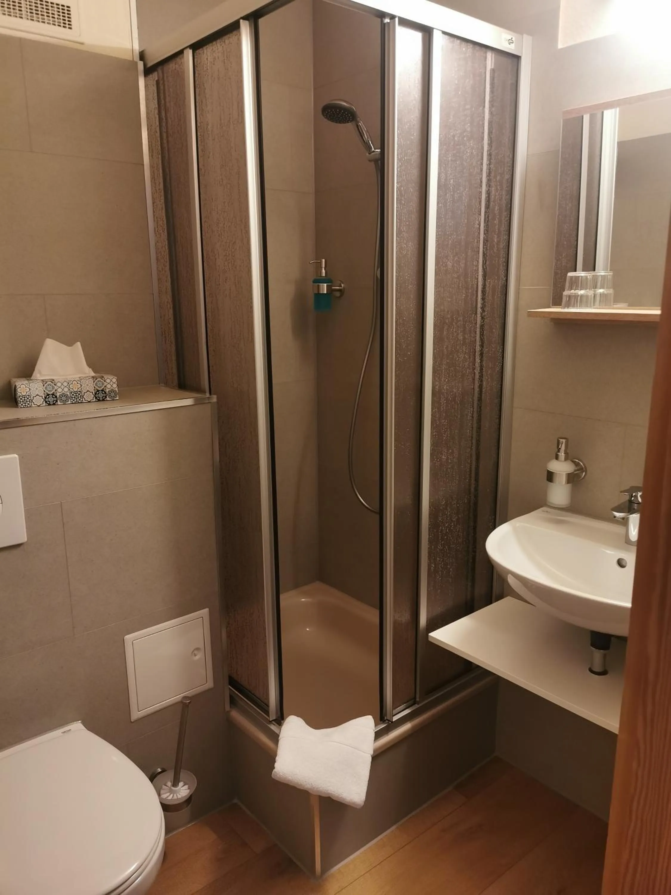 Bathroom in Landhotel Ölmühle