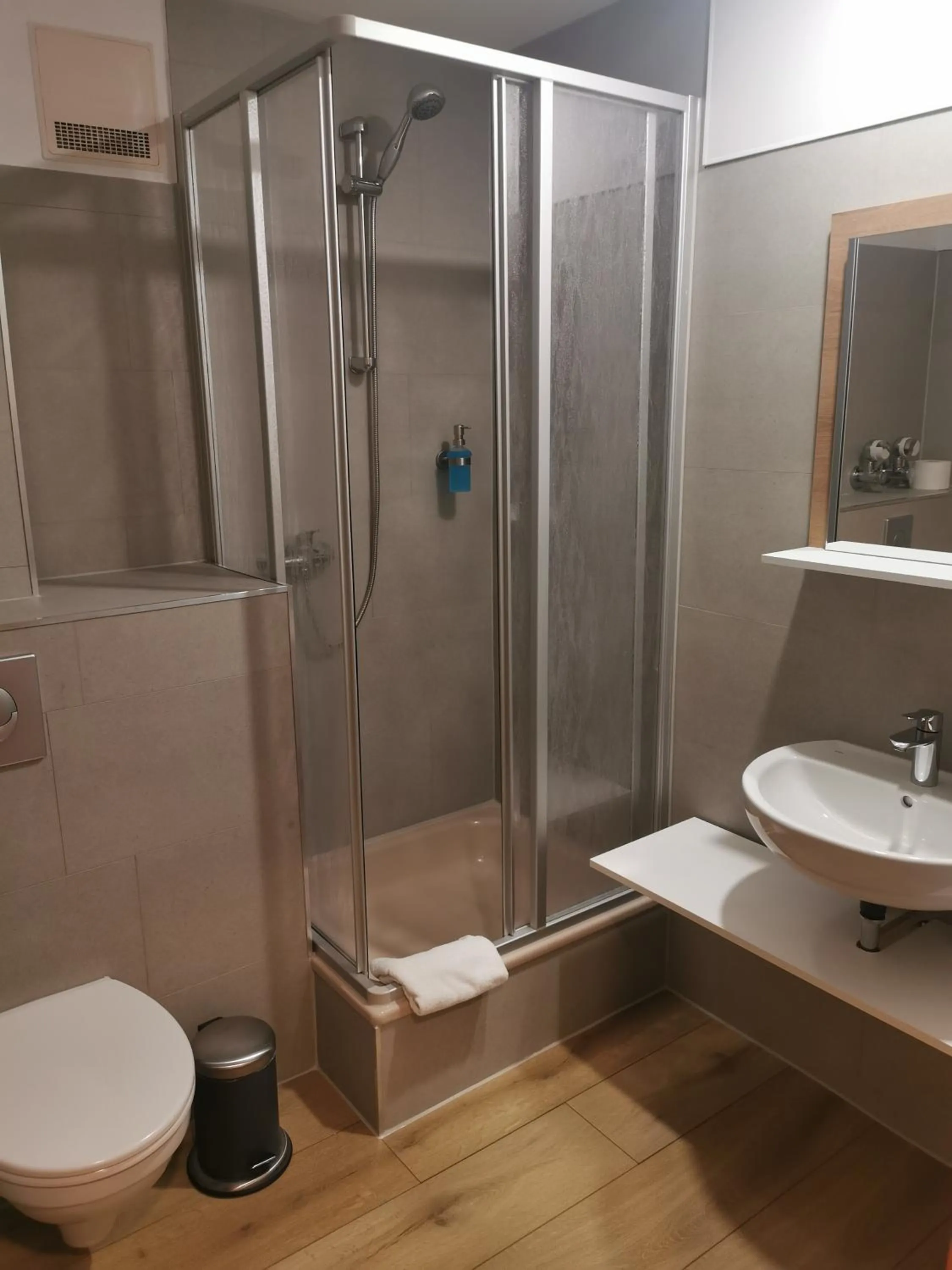 Bathroom in Landhotel Ölmühle