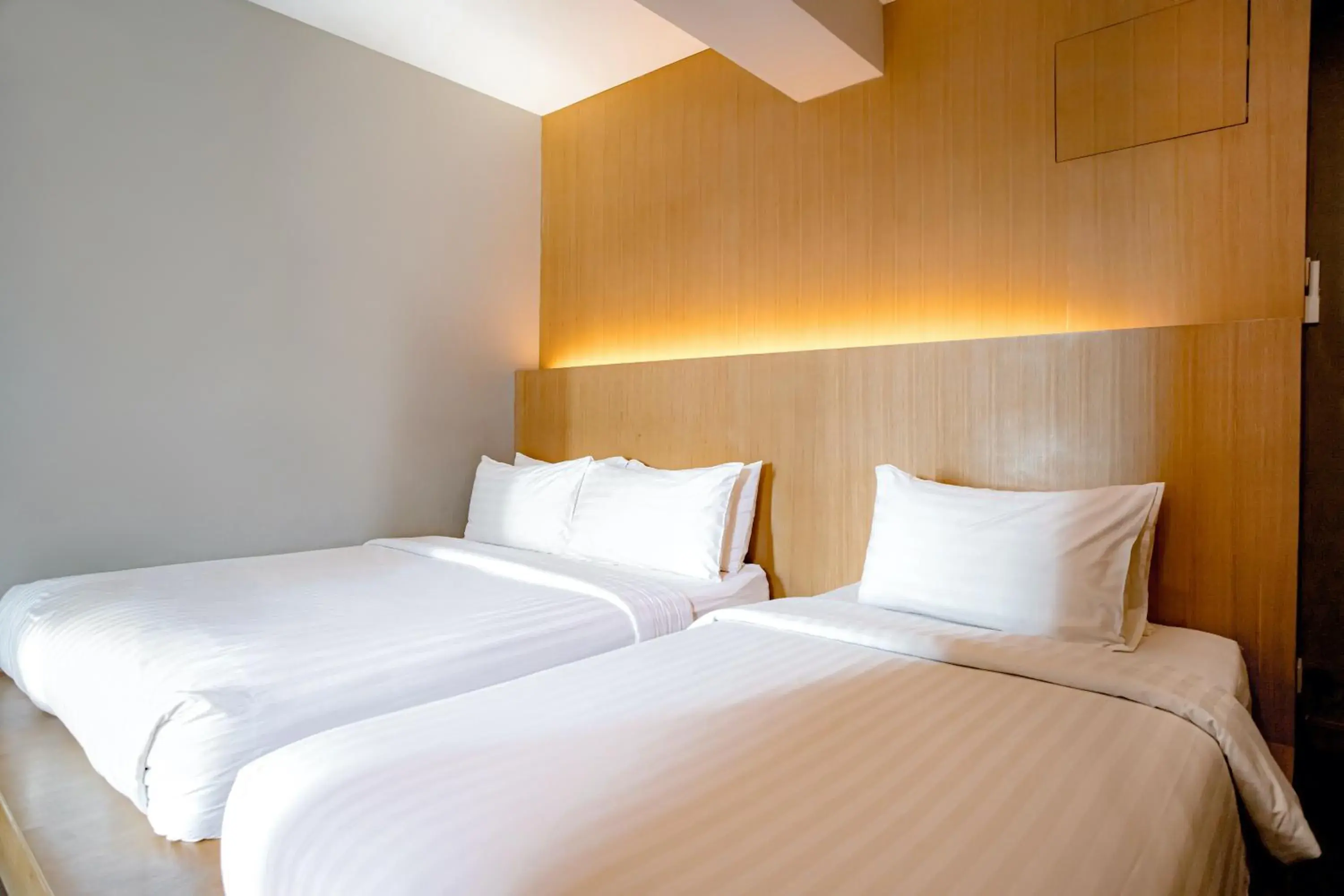 Triple Room with Bathroom in Travelier Hostel Triple Room with Bathroom in Travelier Hostel