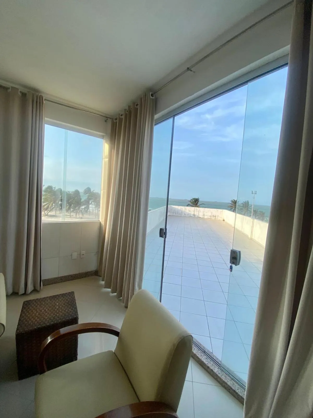 minibar in San Fernando Hotel