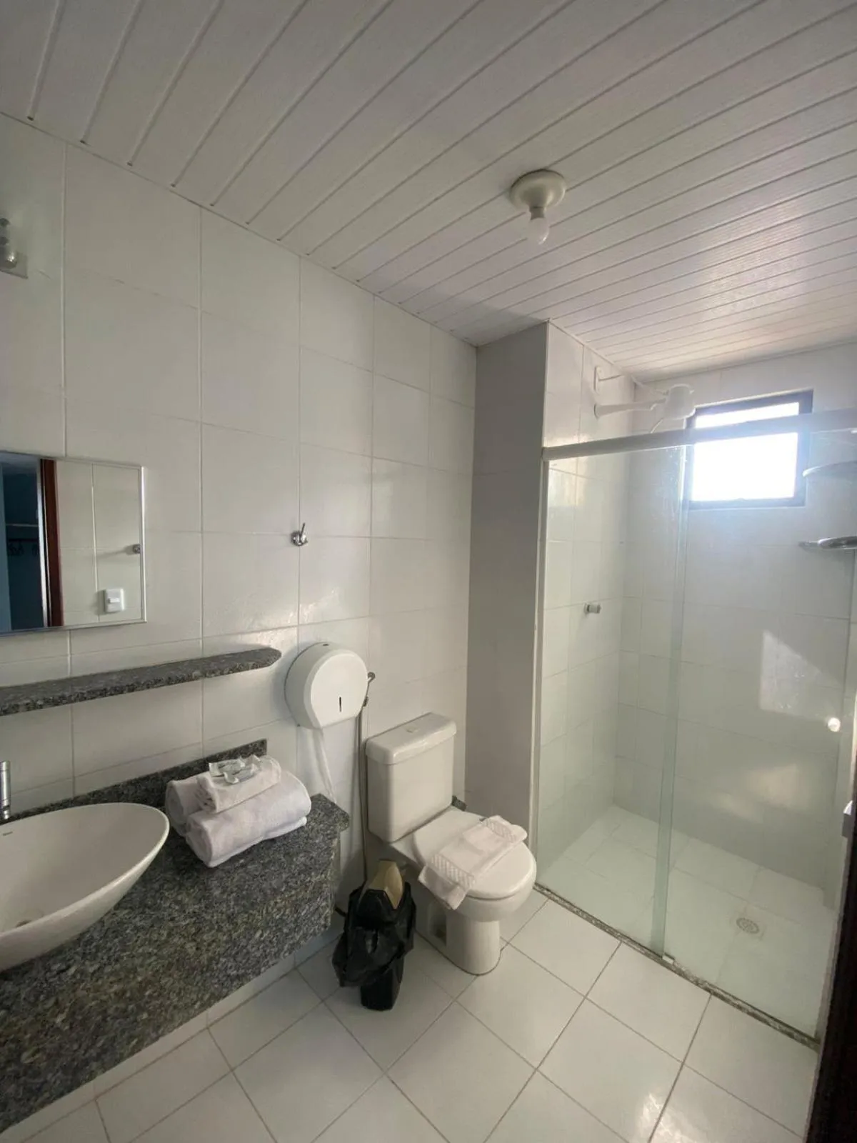 Shower in San Fernando Hotel