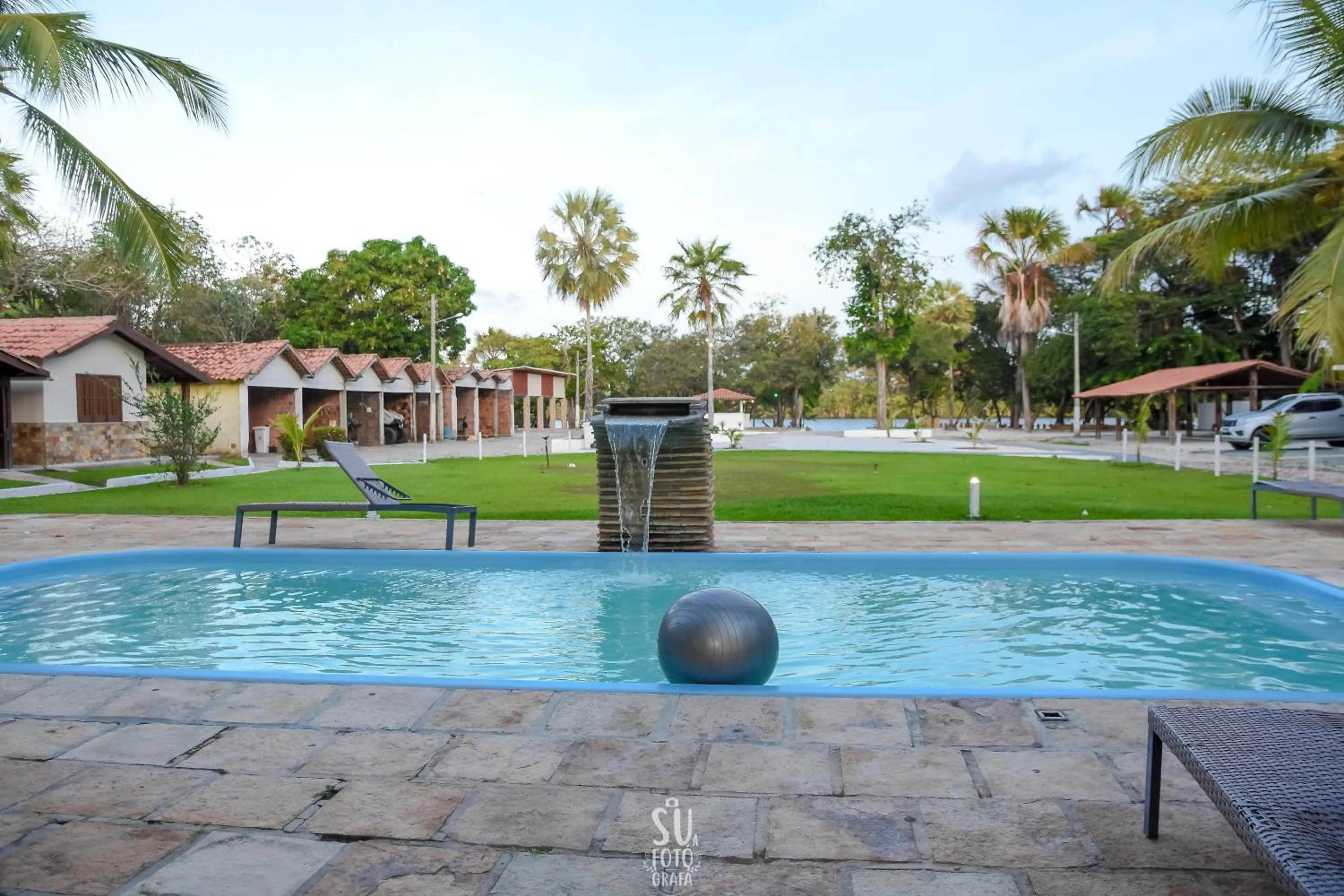 Swimming pool in Orla Nautica