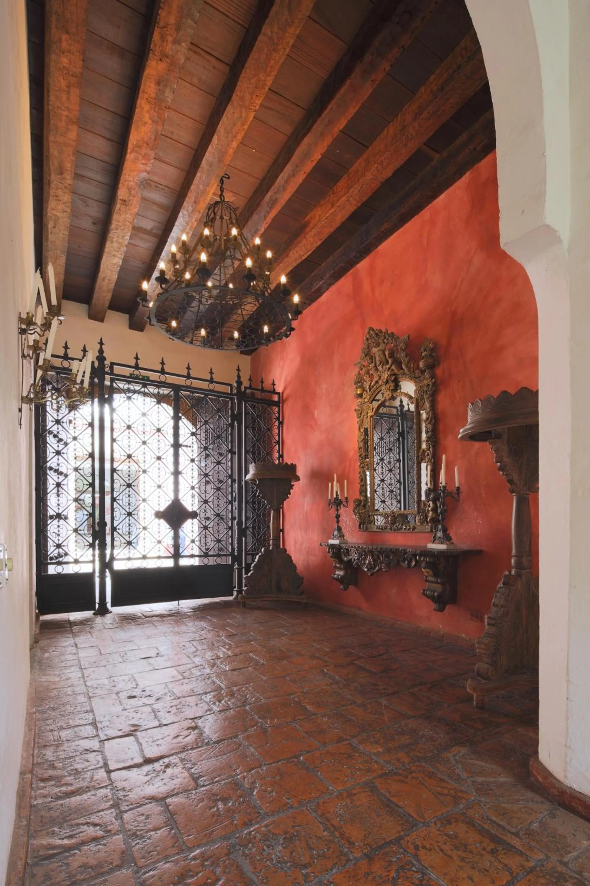 Lobby or reception in Hotel Boutique Casa Del Arzobispado