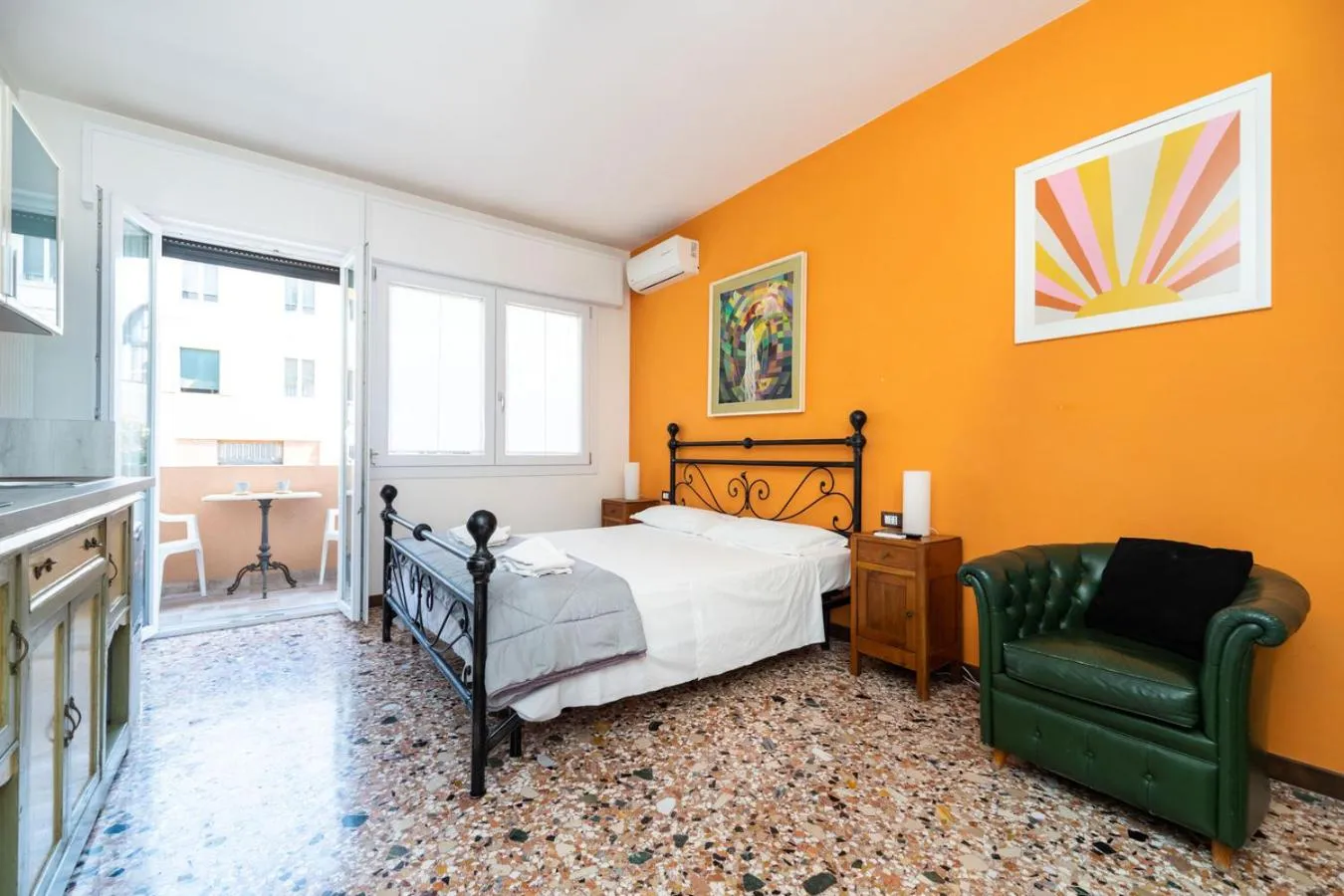 Photo of the whole room, Bed in Monti Guesthouse