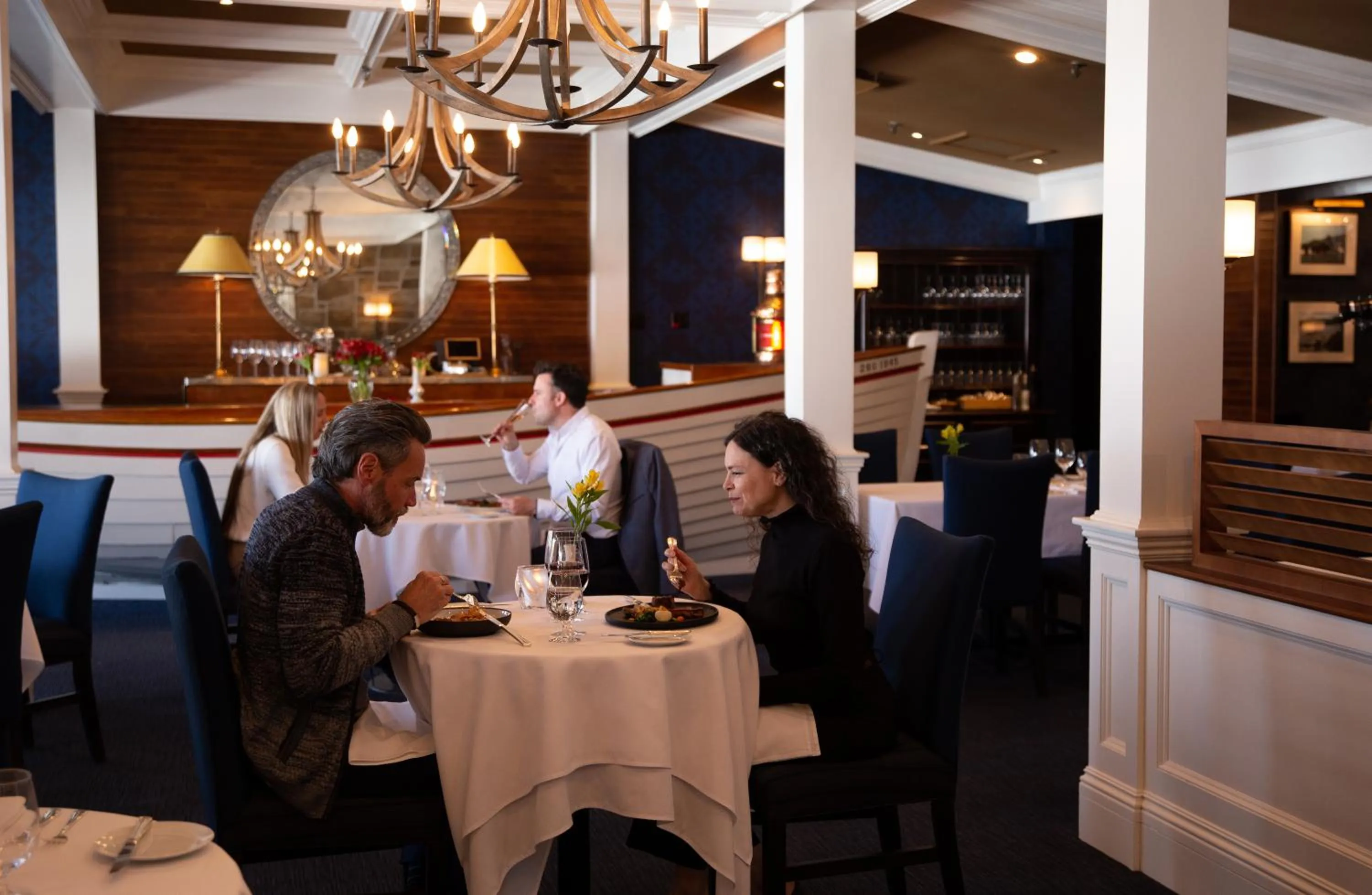 Restaurant/places to eat in Ripplecove Hotel & Spa